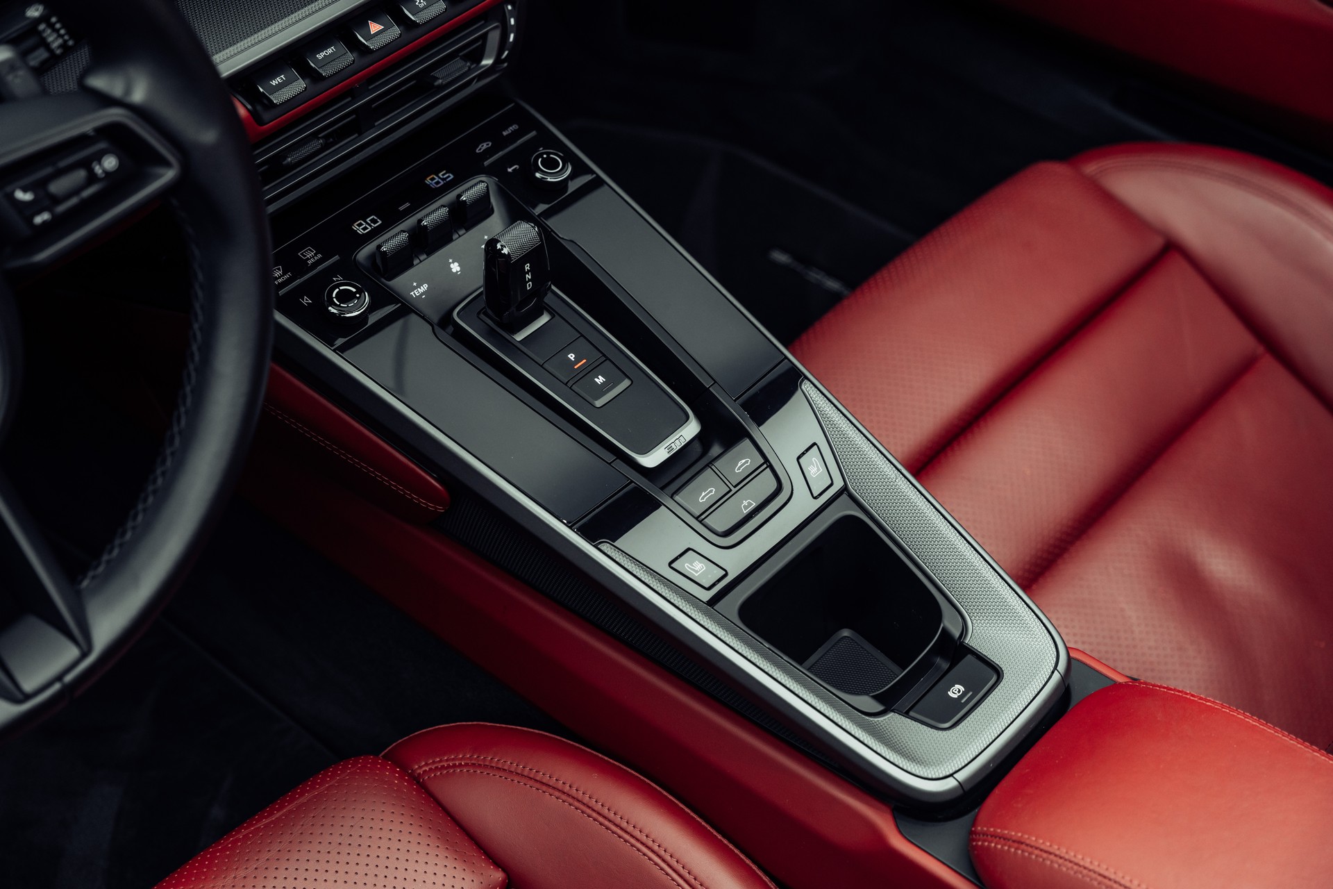 PORSCHE 911 Carrera 4 Cabriolet PDK-image-18