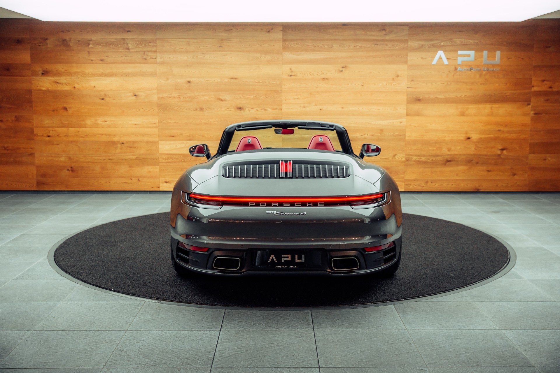 PORSCHE 911 Carrera 4 Cabriolet PDK-image-15