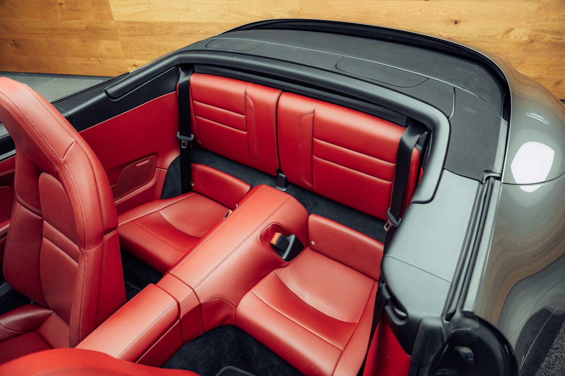 PORSCHE 911 Carrera 4 Cabriolet PDK-image-17