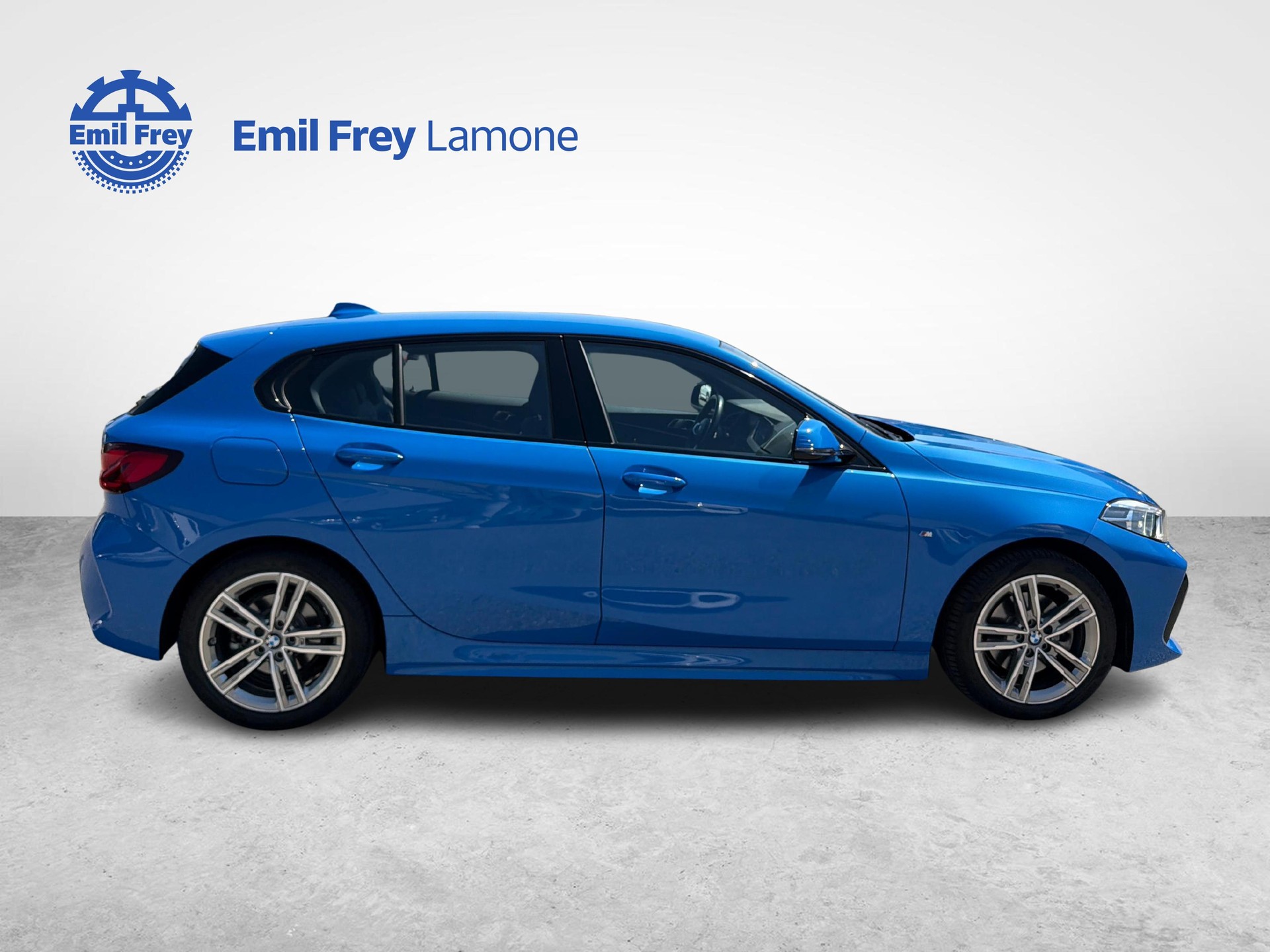 BMW 118d-image-6