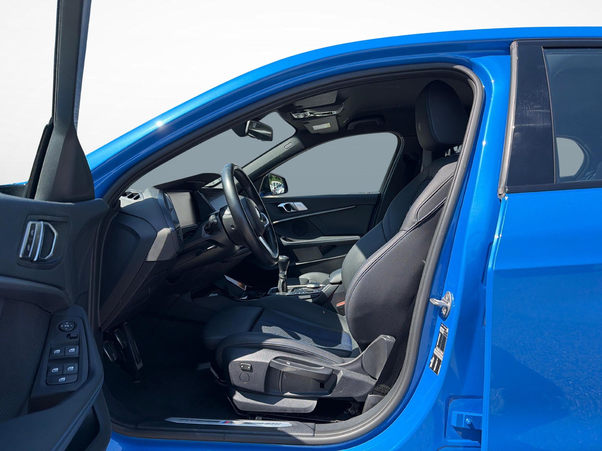 BMW 118d-image-10
