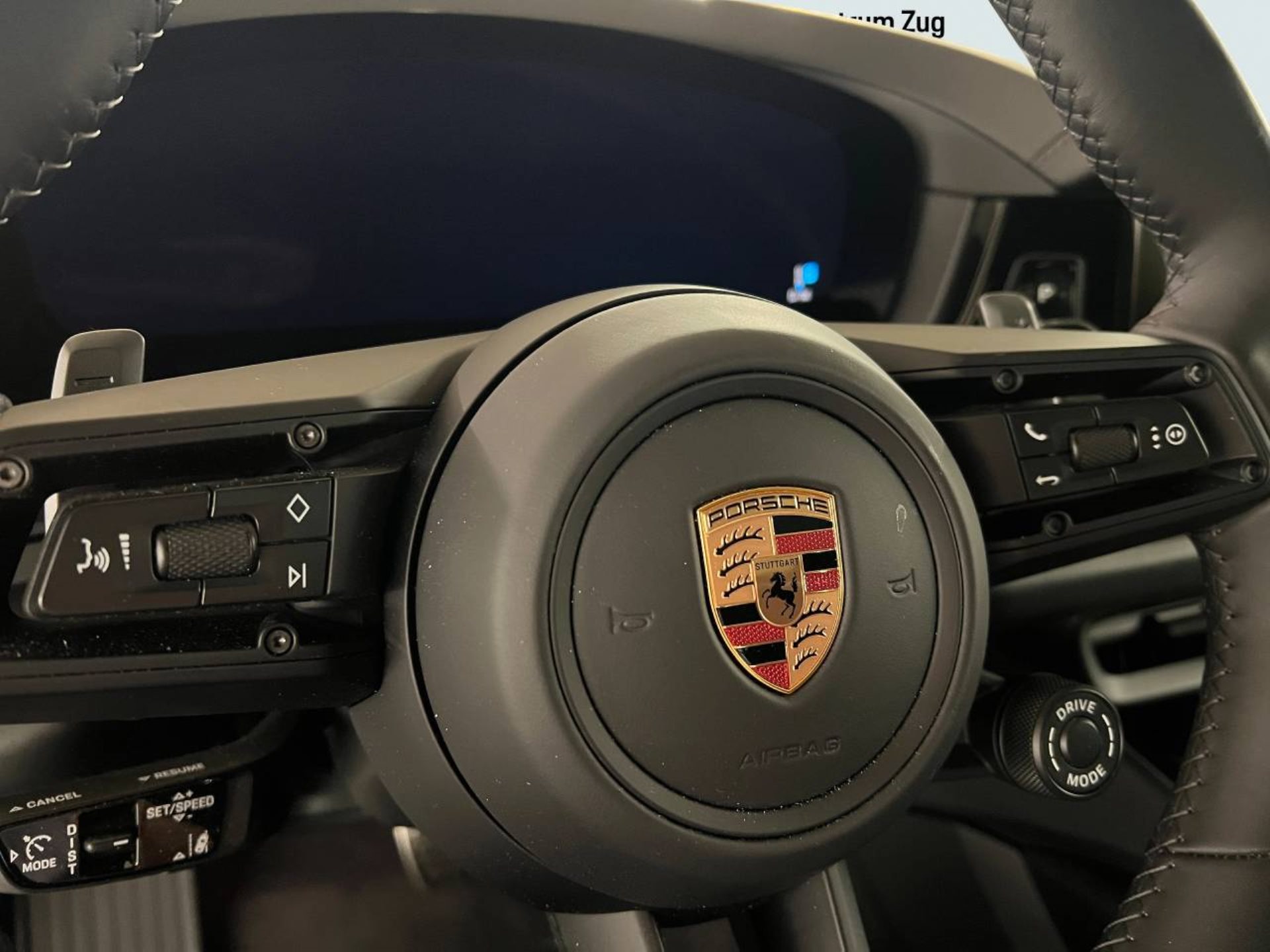 PORSCHE Cayenne GTS Coupé-image-16