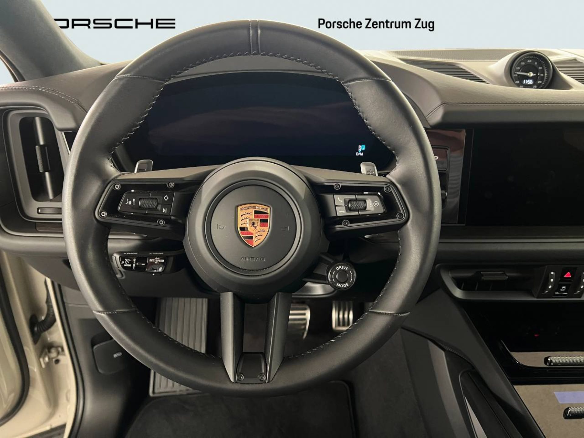 PORSCHE Cayenne GTS Coupé-image-15
