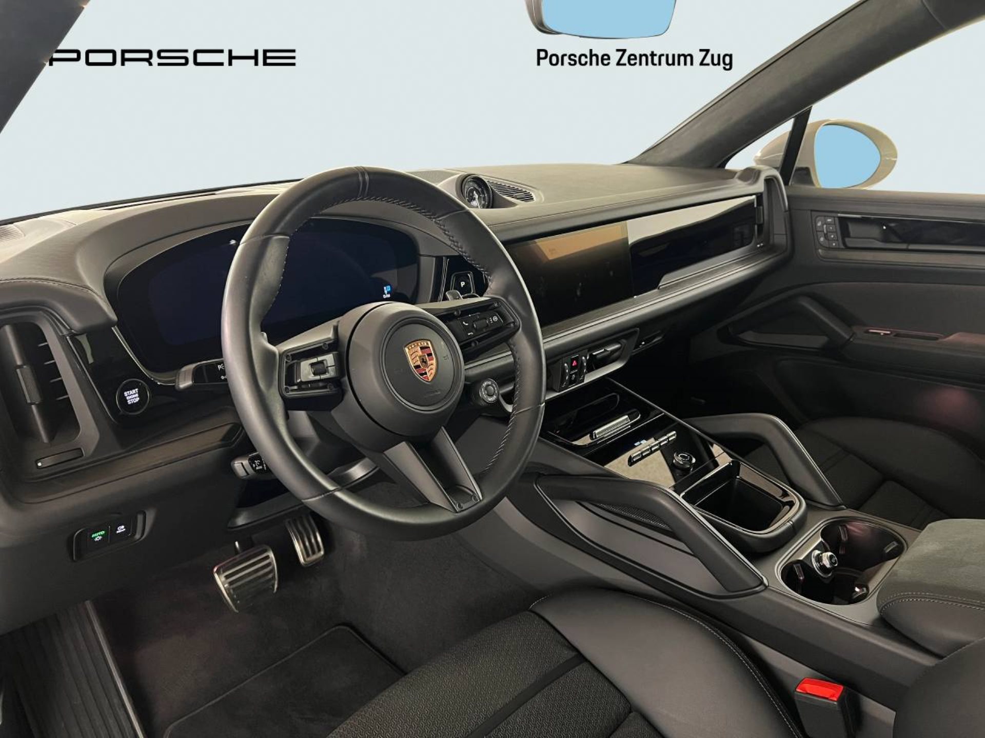 PORSCHE Cayenne GTS Coupé-showroom-element-3
