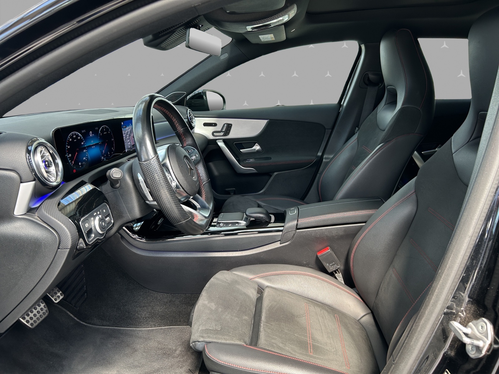 MERCEDES-BENZ A 220 d 4Matic AMG Line-image-7
