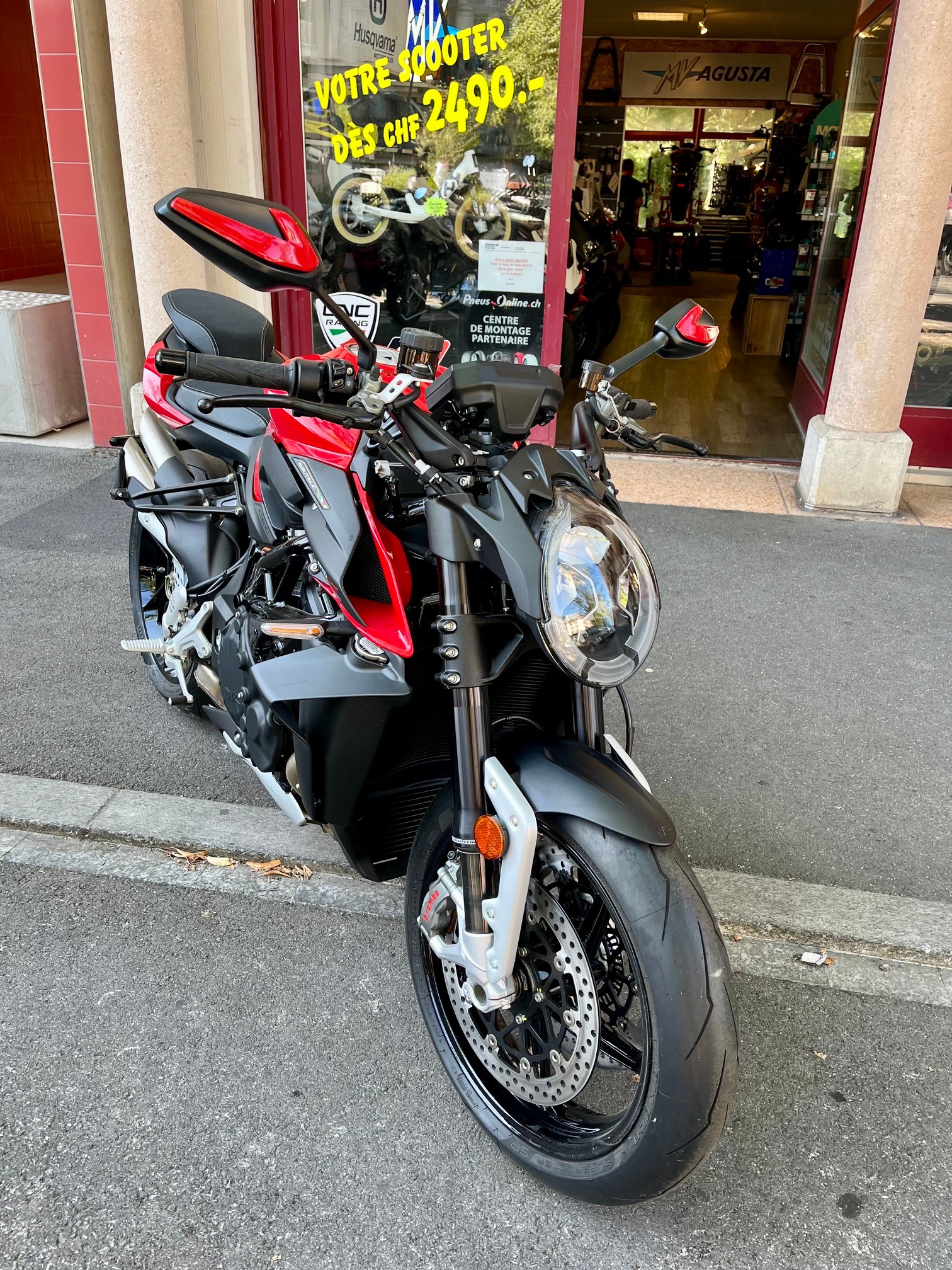 MV AGUSTA B4 Brutale 1000 RS-image-1