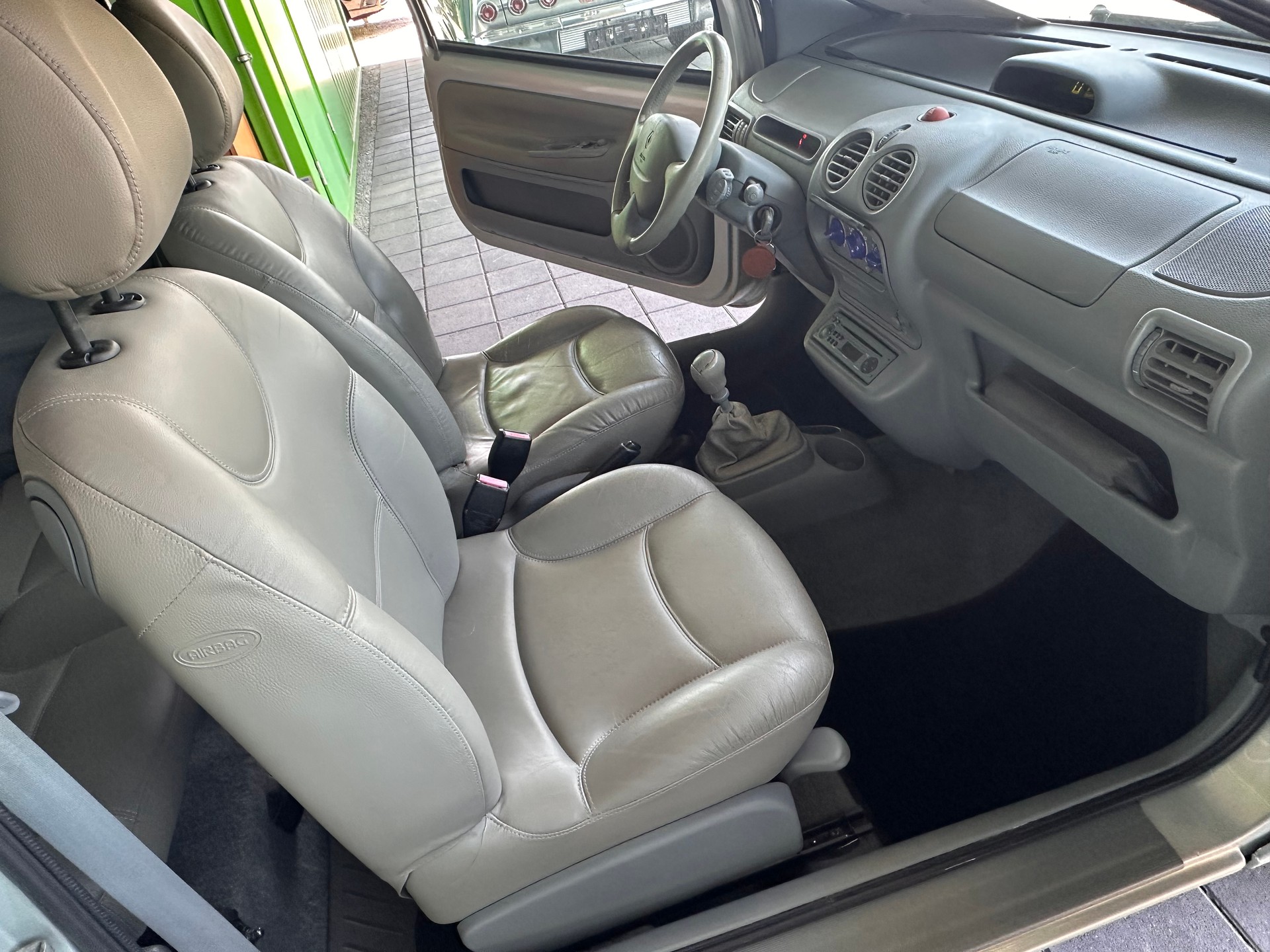 RENAULT Twingo 1.2 16V Forever-image-10