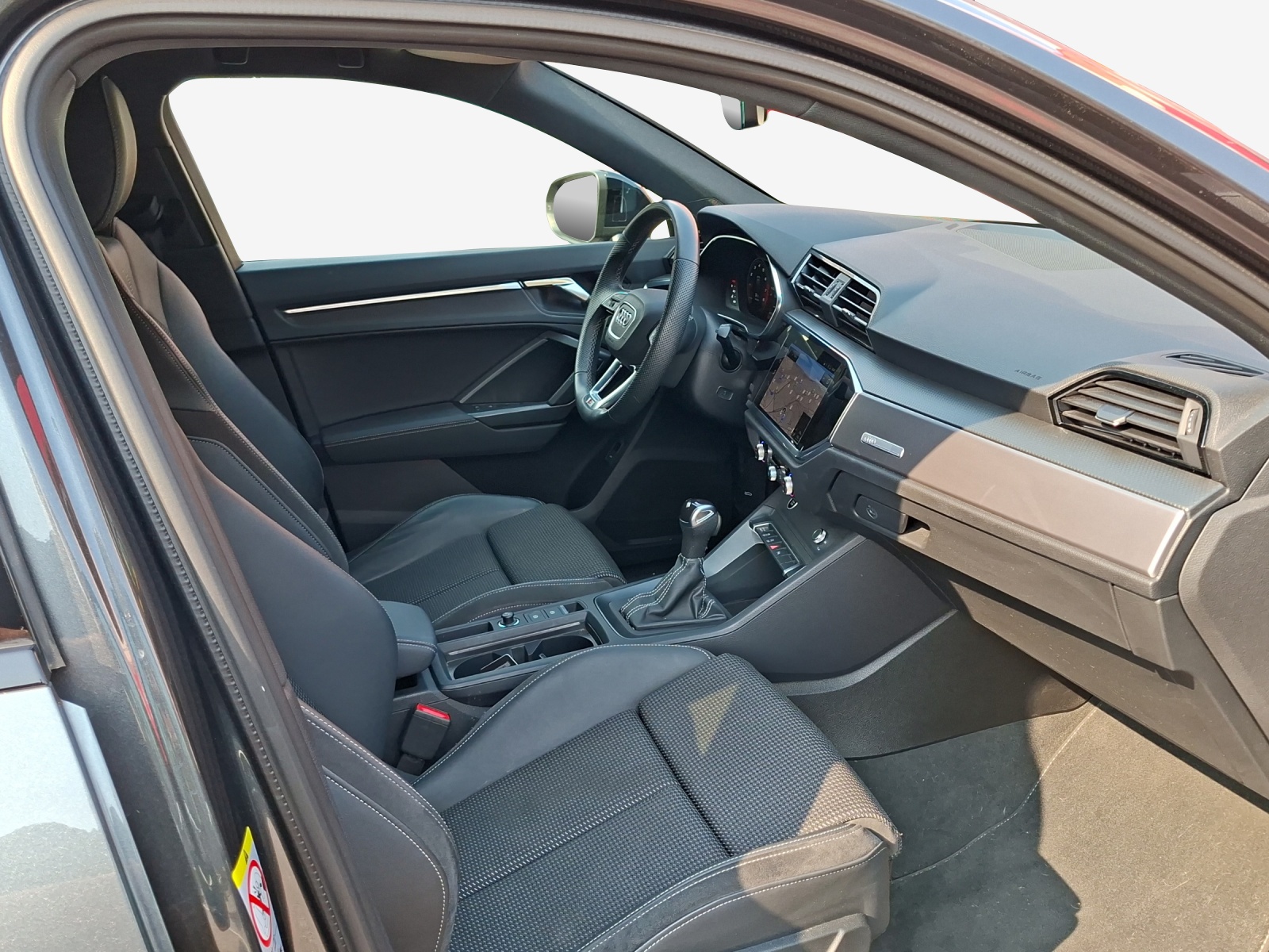 AUDI Q3 Sportback 35 TFSI S line Attraction S-tronic-image-14
