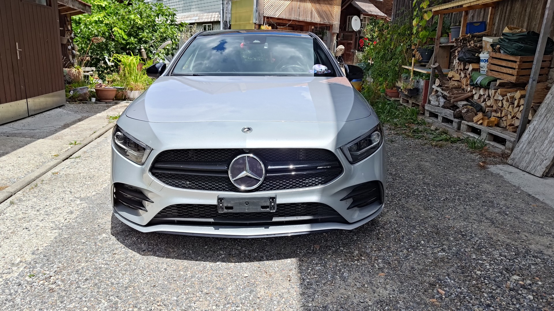 MERCEDES-BENZ A 35 AMG 4matic-image-1