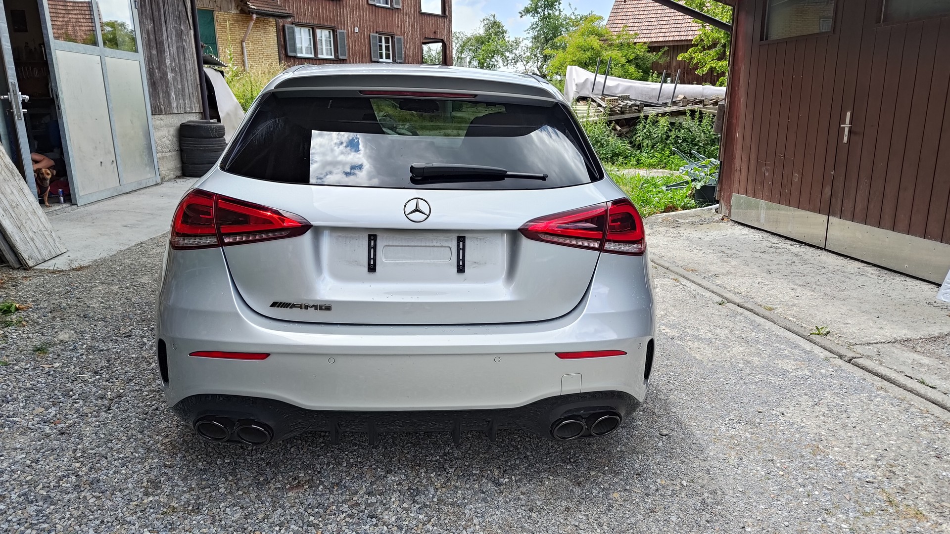 MERCEDES-BENZ A 35 AMG 4matic-image-2