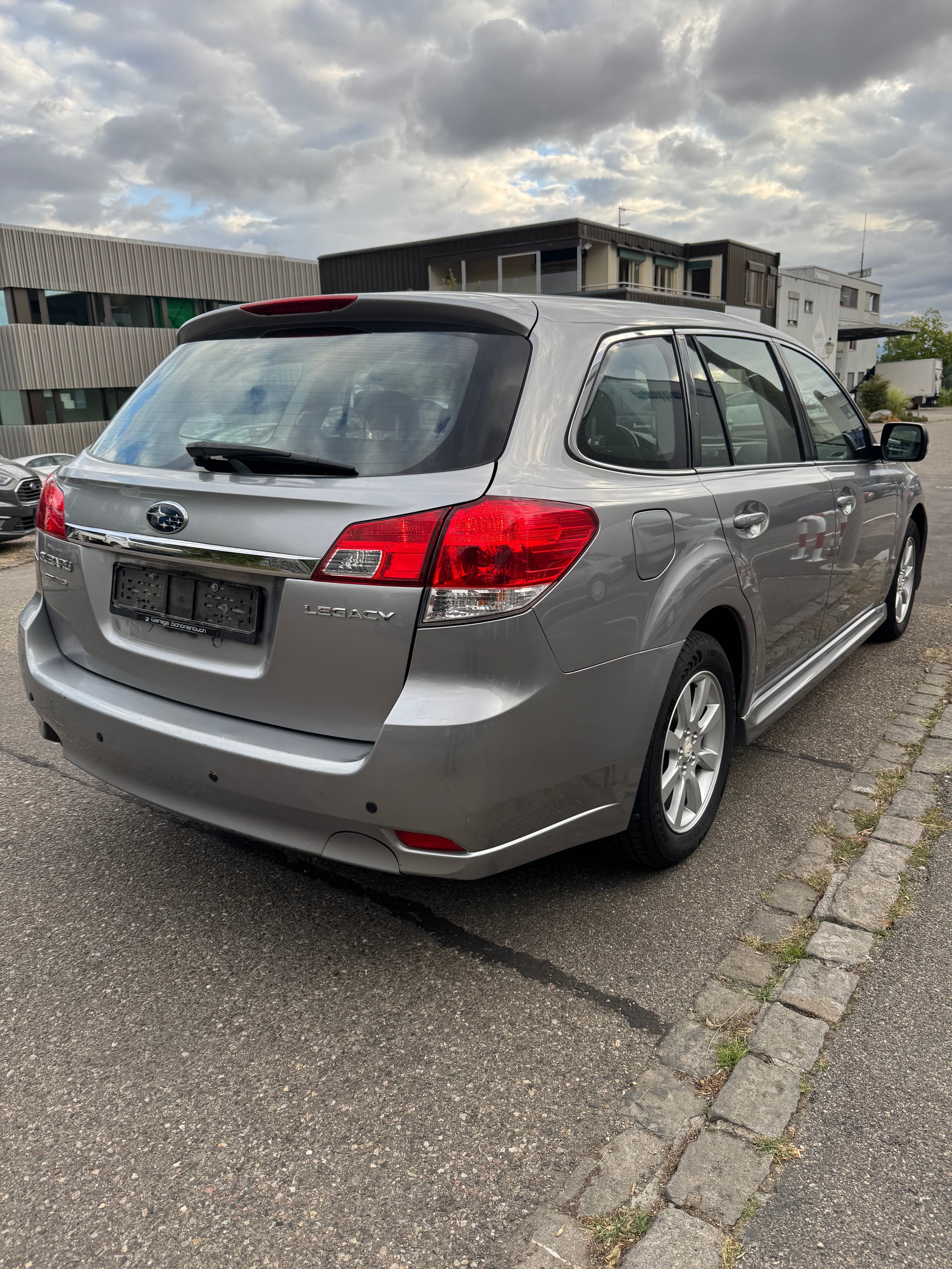 SUBARU Legacy 2.0i Swiss AWD Lineartronic-image-4