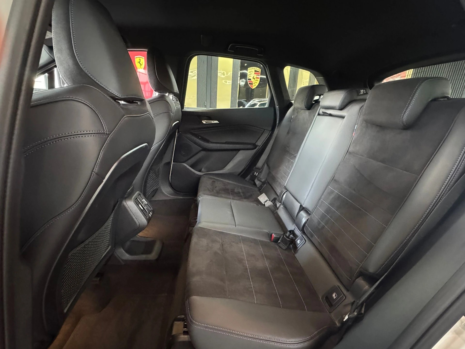 BMW 218d Active Tourer M Sport DKG-image-13