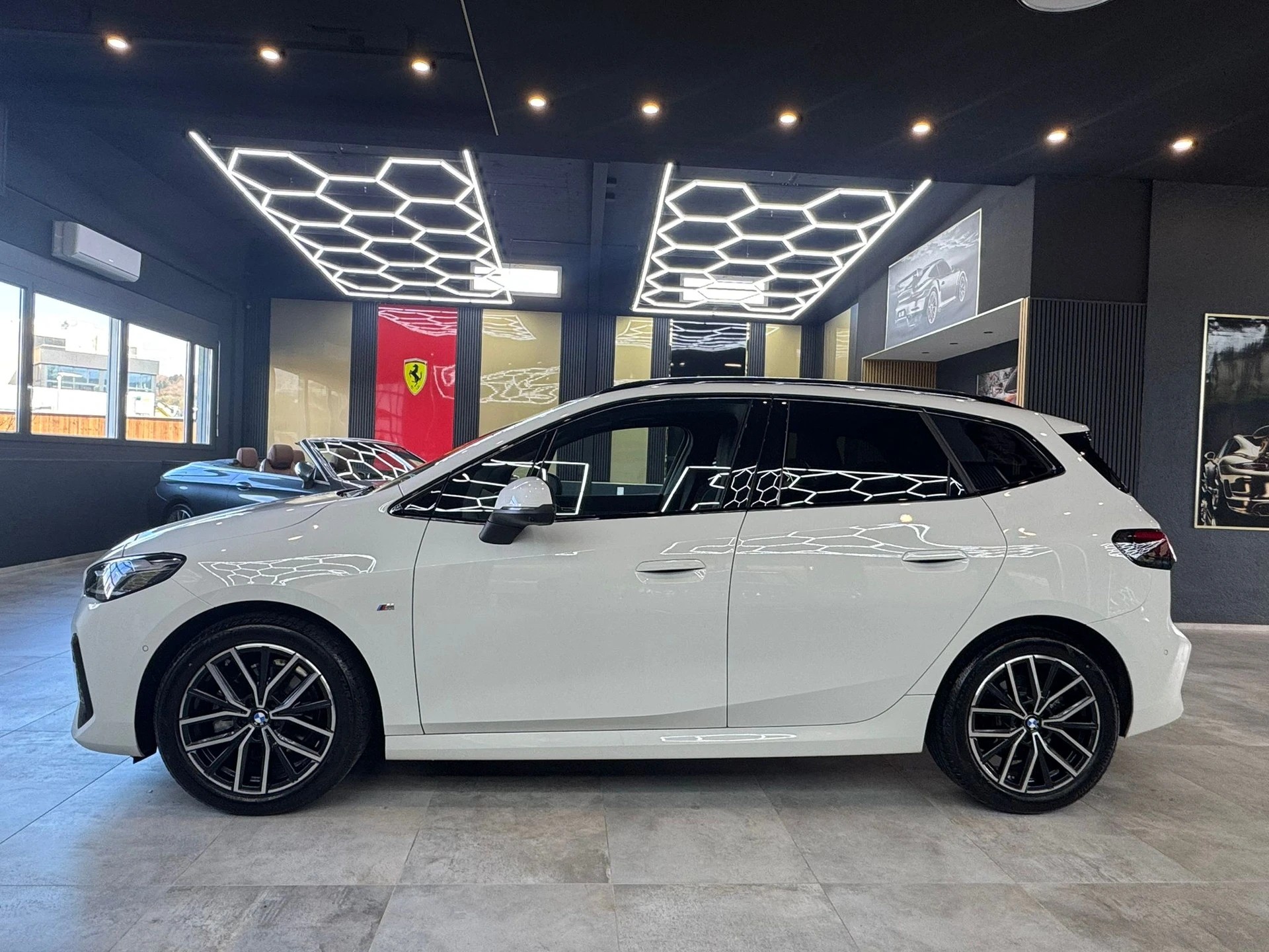 BMW 218d Active Tourer M Sport DKG-image-7