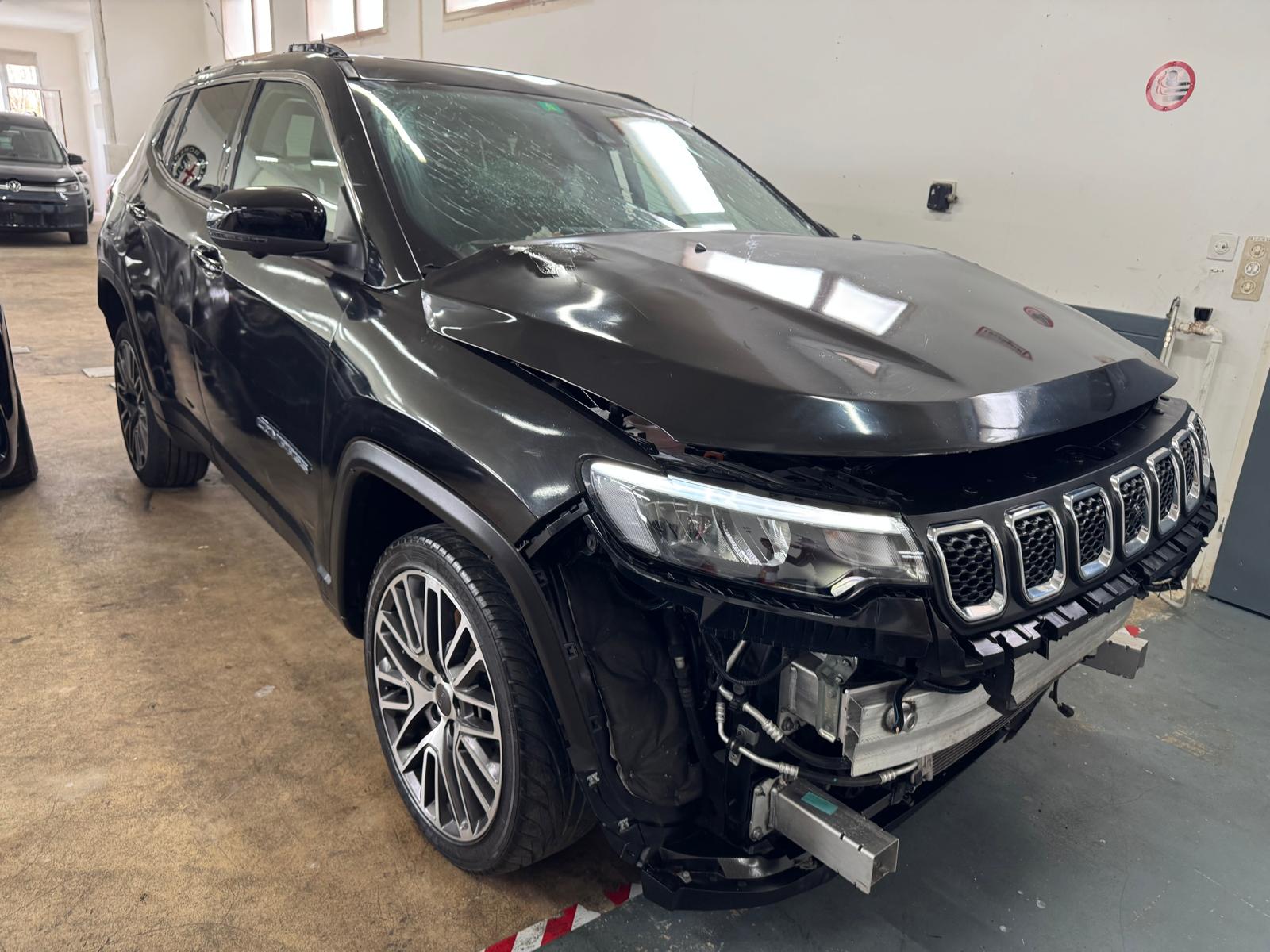 JEEP Compass 1.3 T PHEV Swiss Limited Plus AWD-image-0