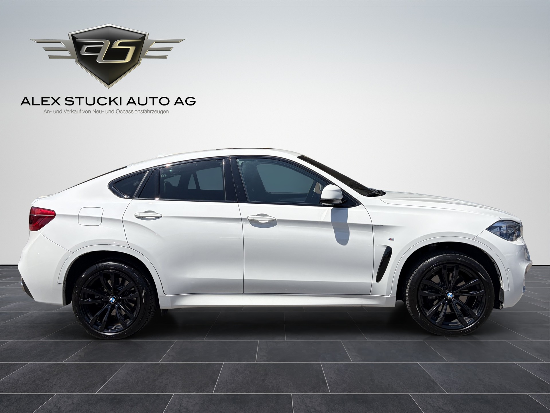 BMW X6 xDrive 40d Pure M Sport Steptronic-image-3
