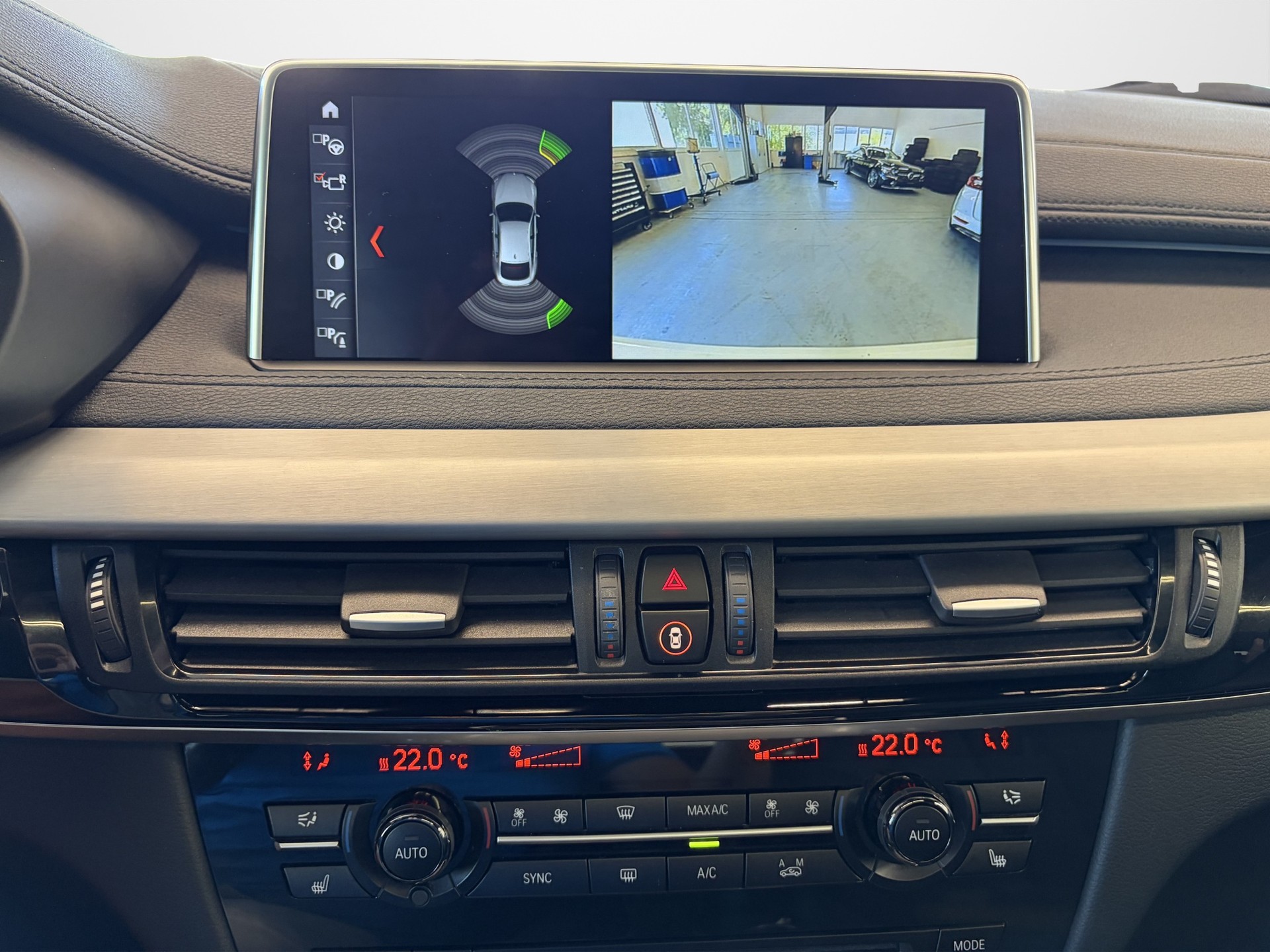 BMW X6 xDrive 40d Pure M Sport Steptronic-image-12