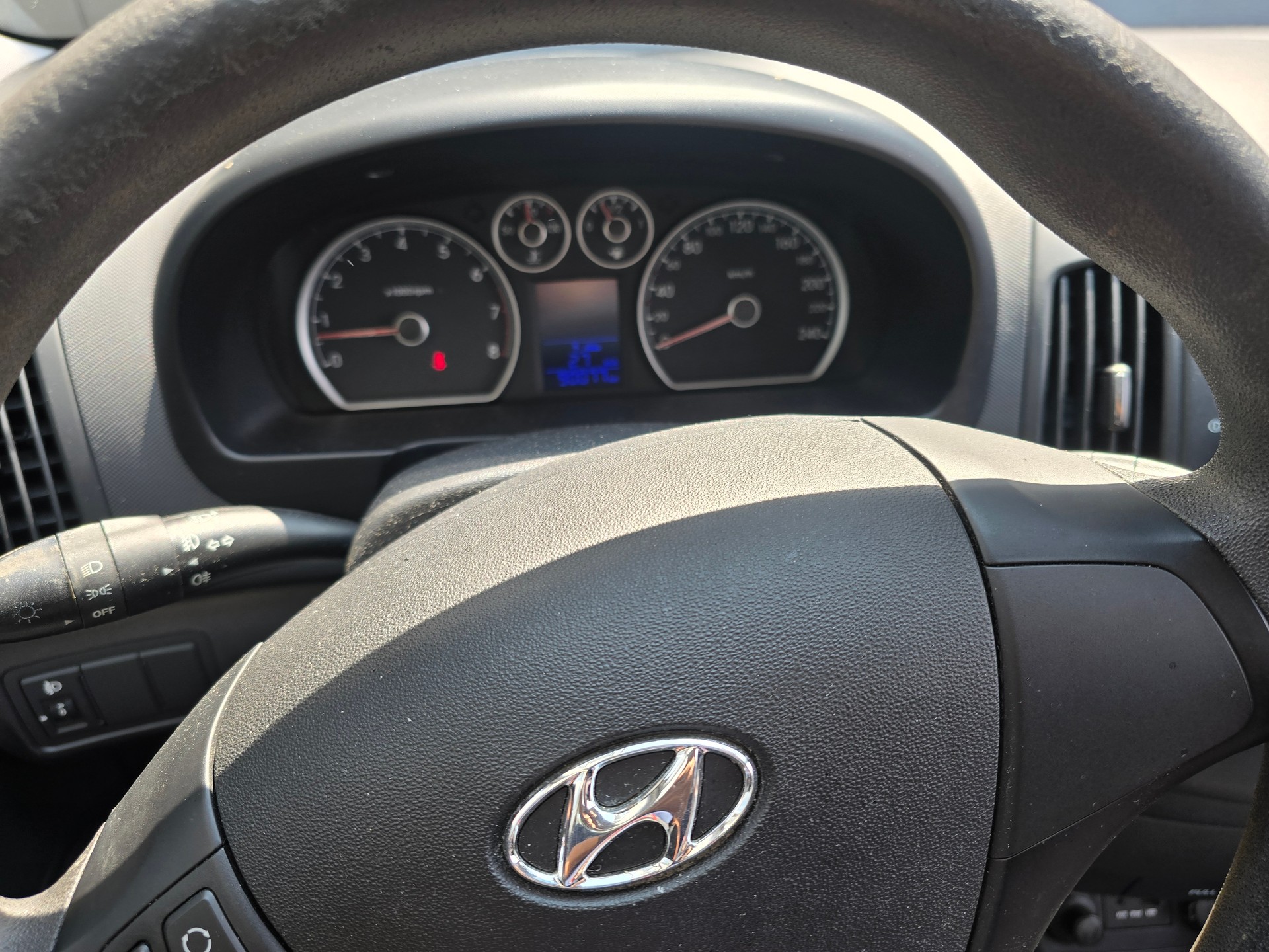 HYUNDAI i30 1.4 Comfort-image-8
