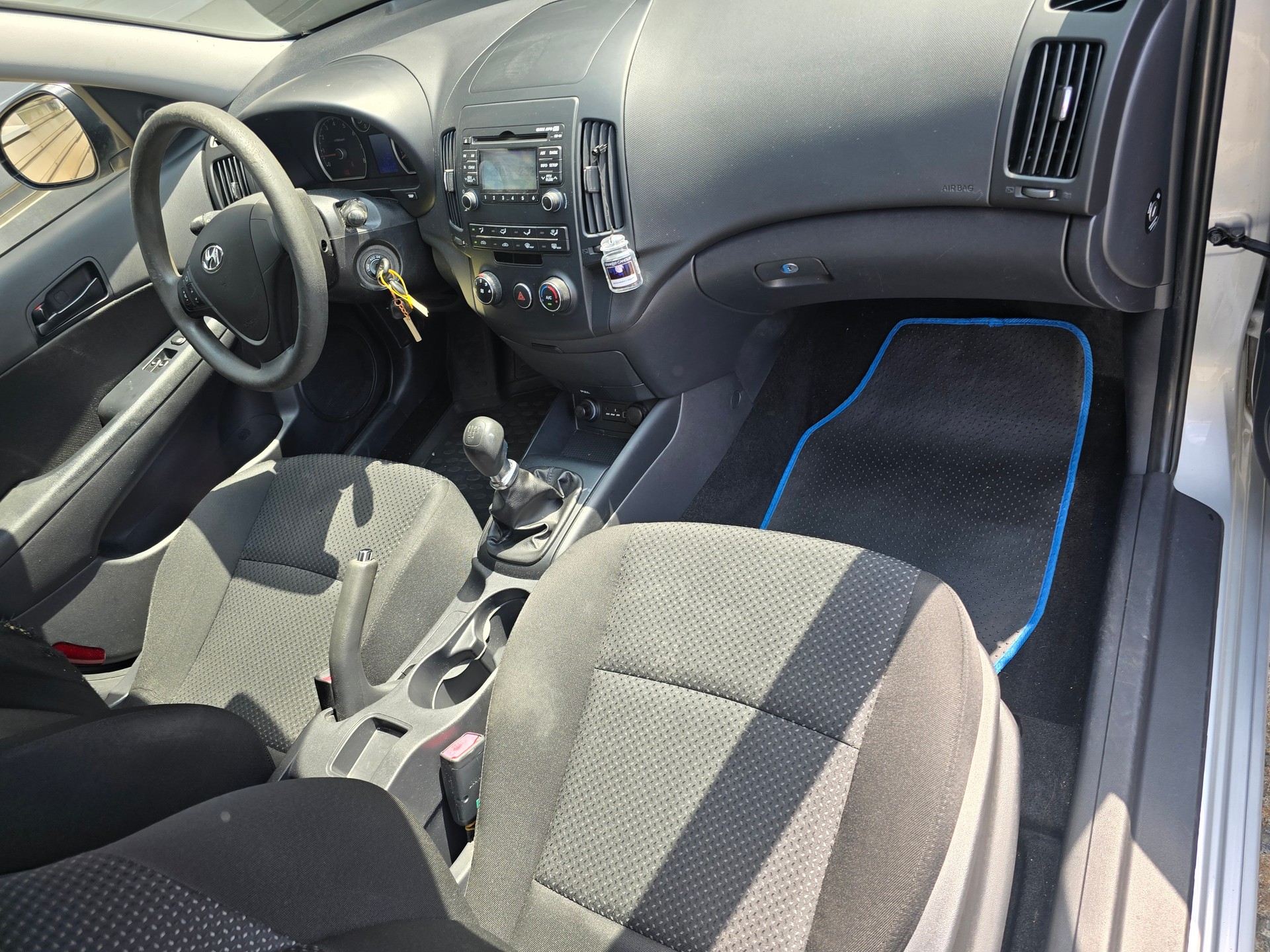 HYUNDAI i30 1.4 Comfort-image-12