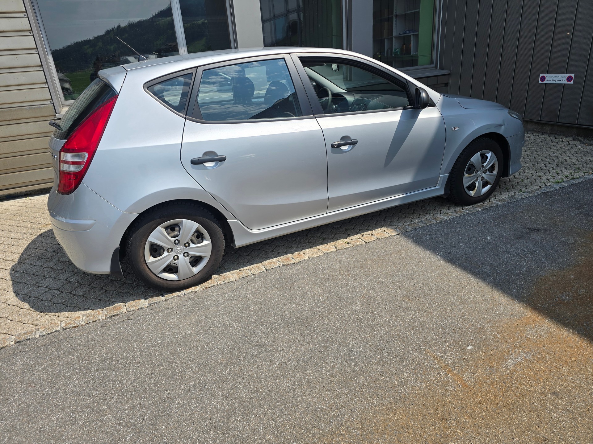 HYUNDAI i30 1.4 Comfort-image-7