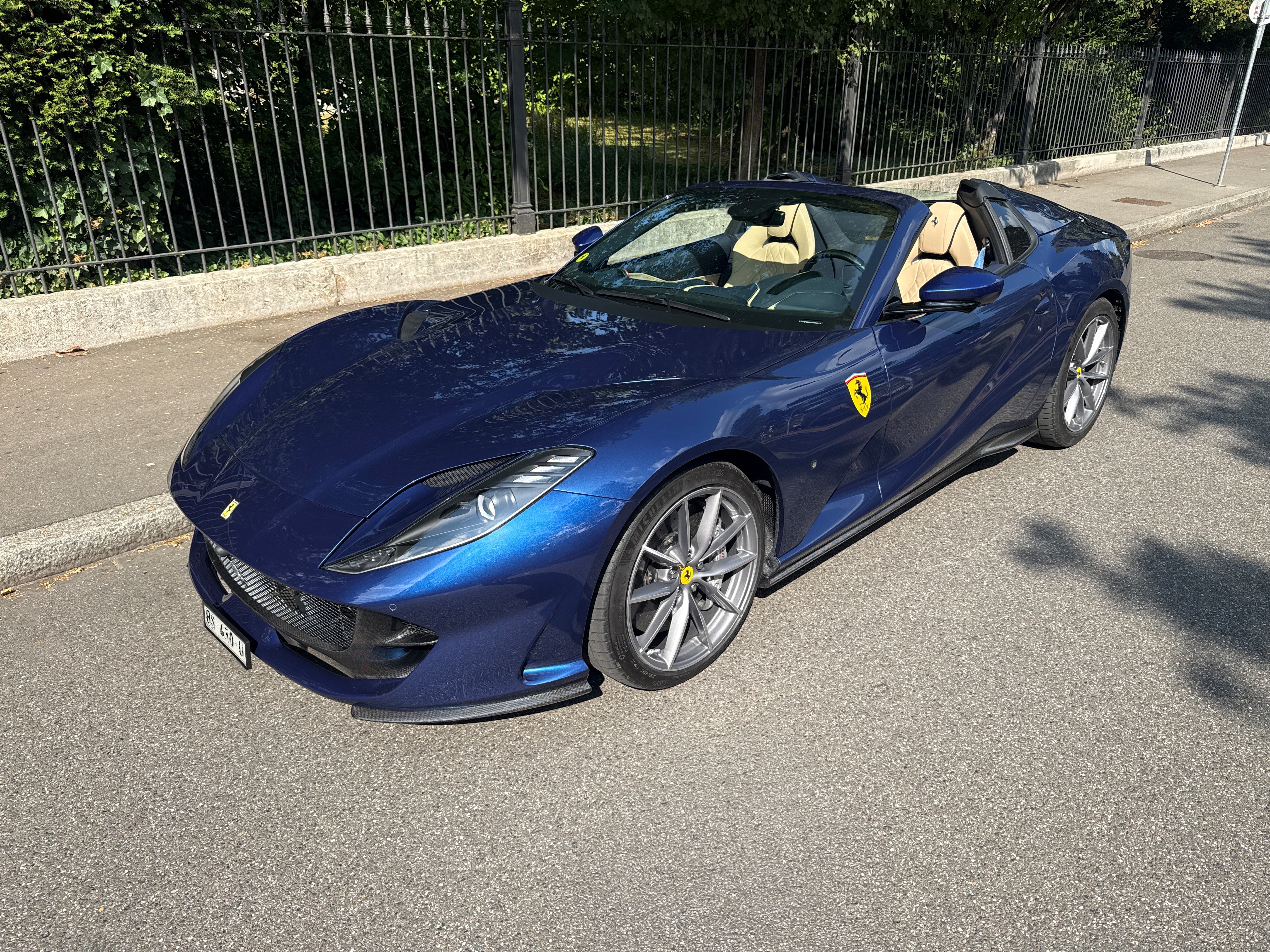 Car photo