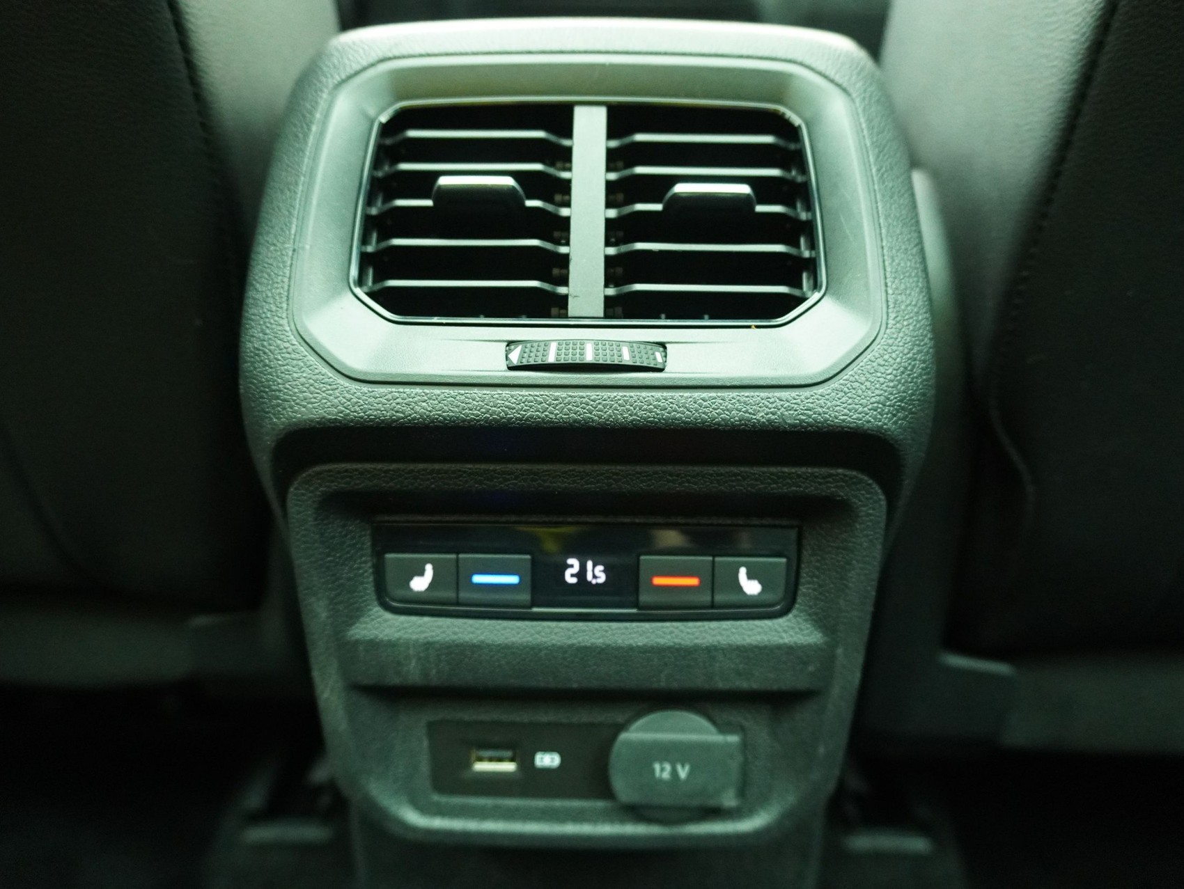 SEAT Tarraco 2.0 TDI DSG Xcellence 4Drive-image-12