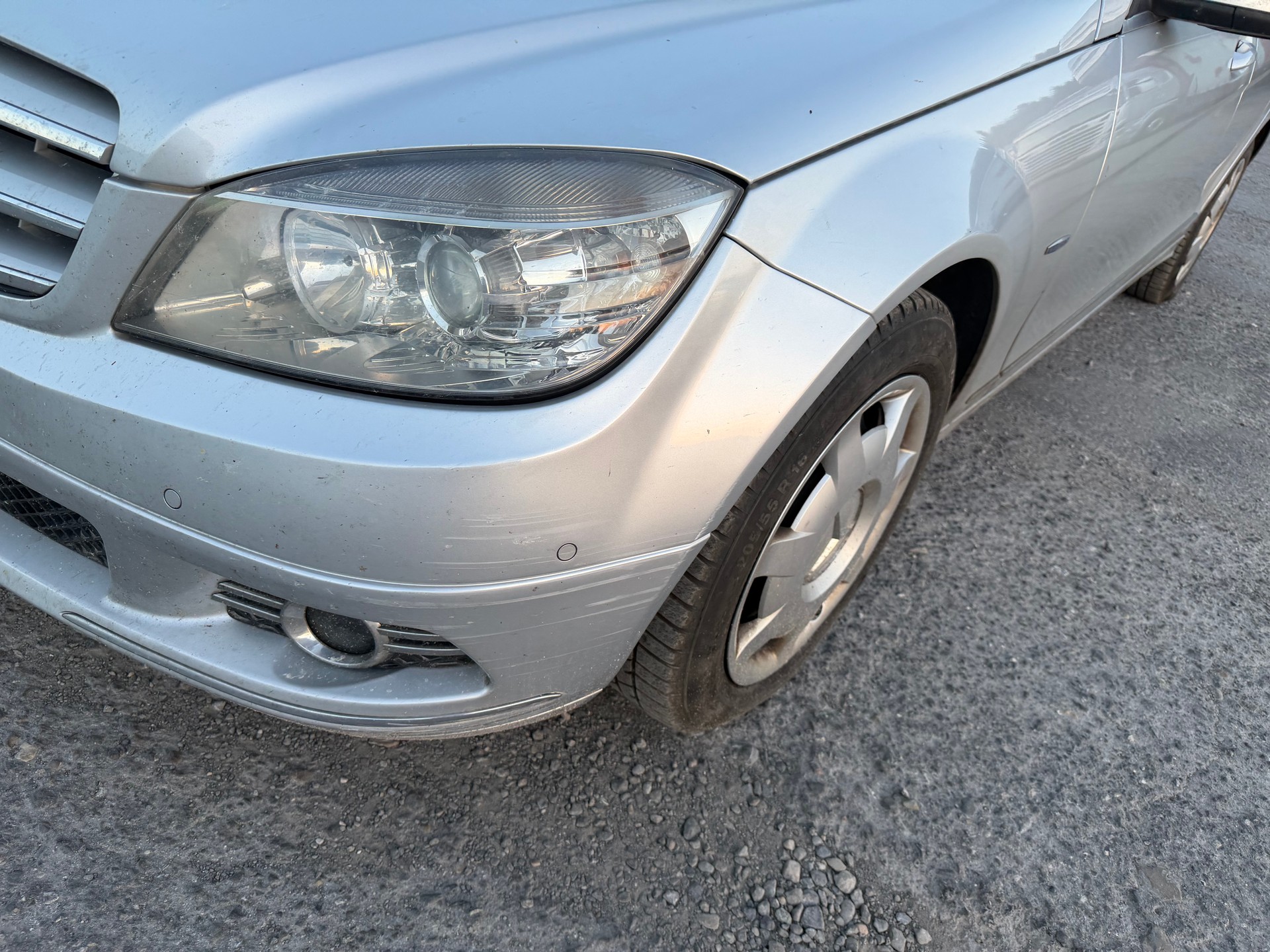 MERCEDES-BENZ C 200 CGI BlueEfficiency My Star Automatic-image-12