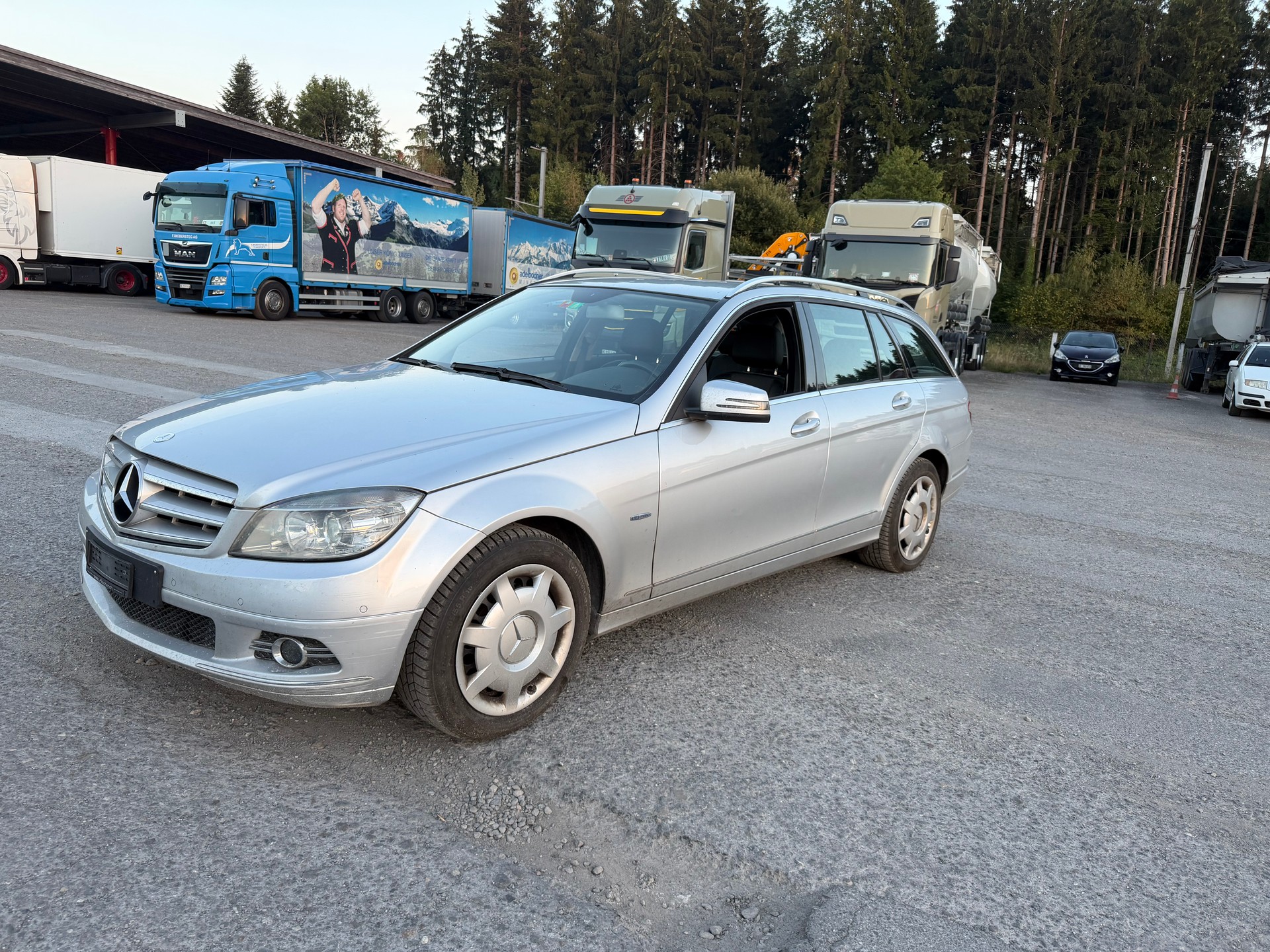 MERCEDES-BENZ C 200 CGI BlueEfficiency My Star Automatic-image-1