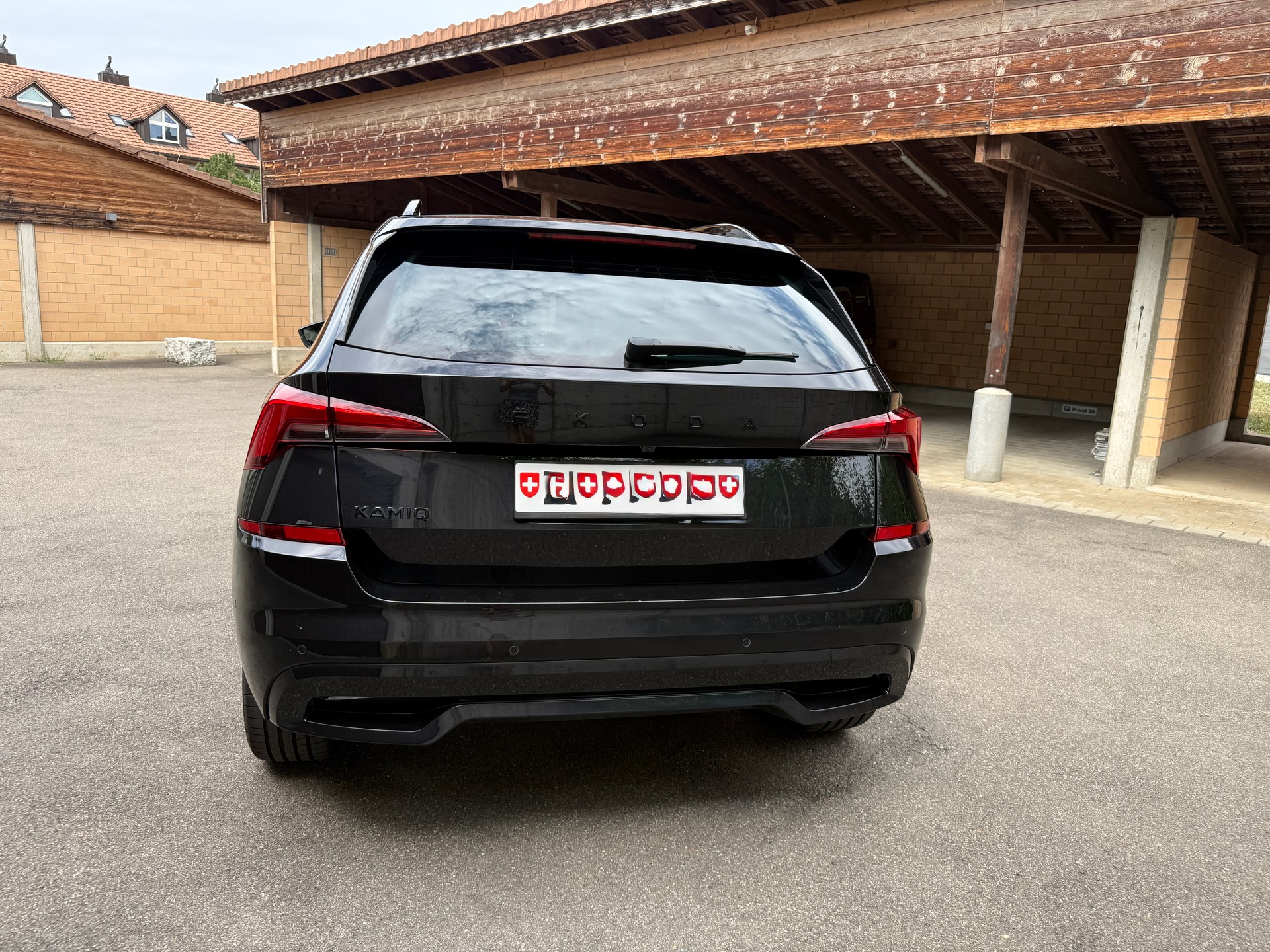 SKODA 1.5 TSI Monte Carlo DSG-image-3
