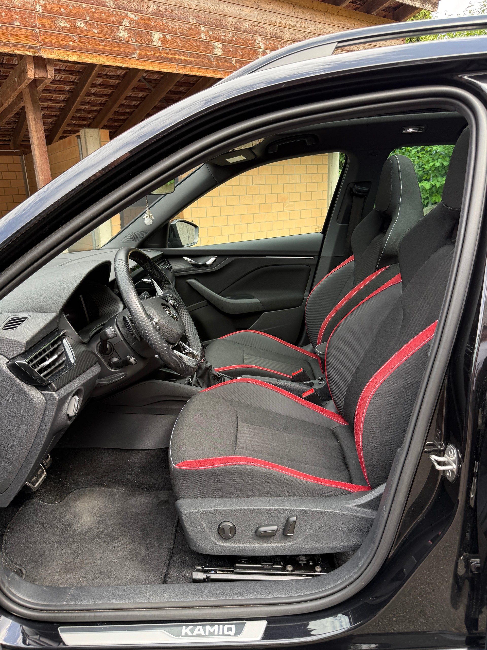 SKODA 1.5 TSI Monte Carlo DSG-image-11