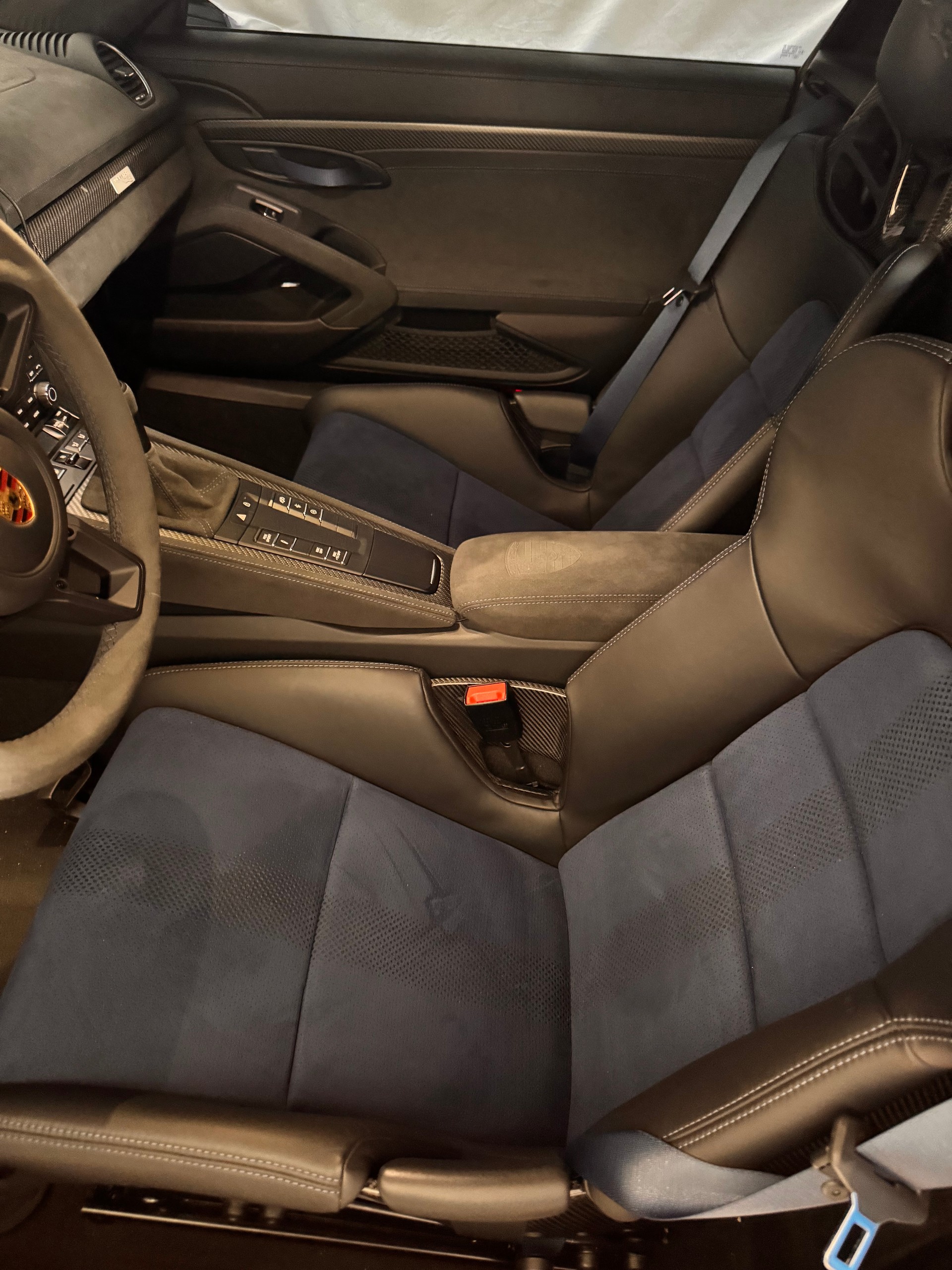 PORSCHE 4.0 GT4 RS PDK-image-5