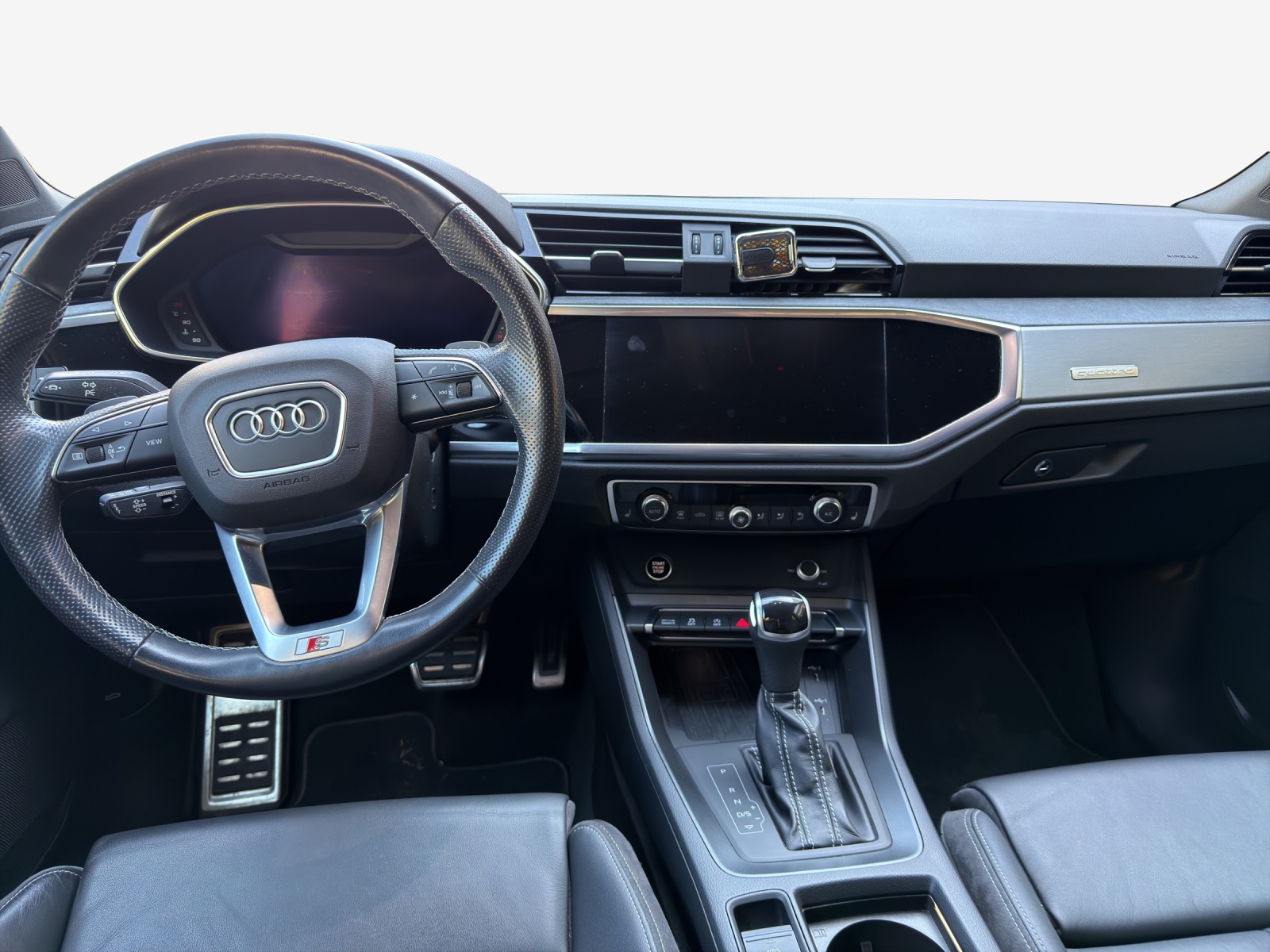 AUDI Q3 Sportback 40 TDI S line Attraction quattro S-tronic-image-8