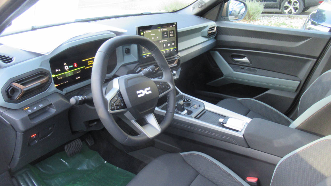 DACIA Bigster 1.2 Hybrid Extreme 4WD-image-4