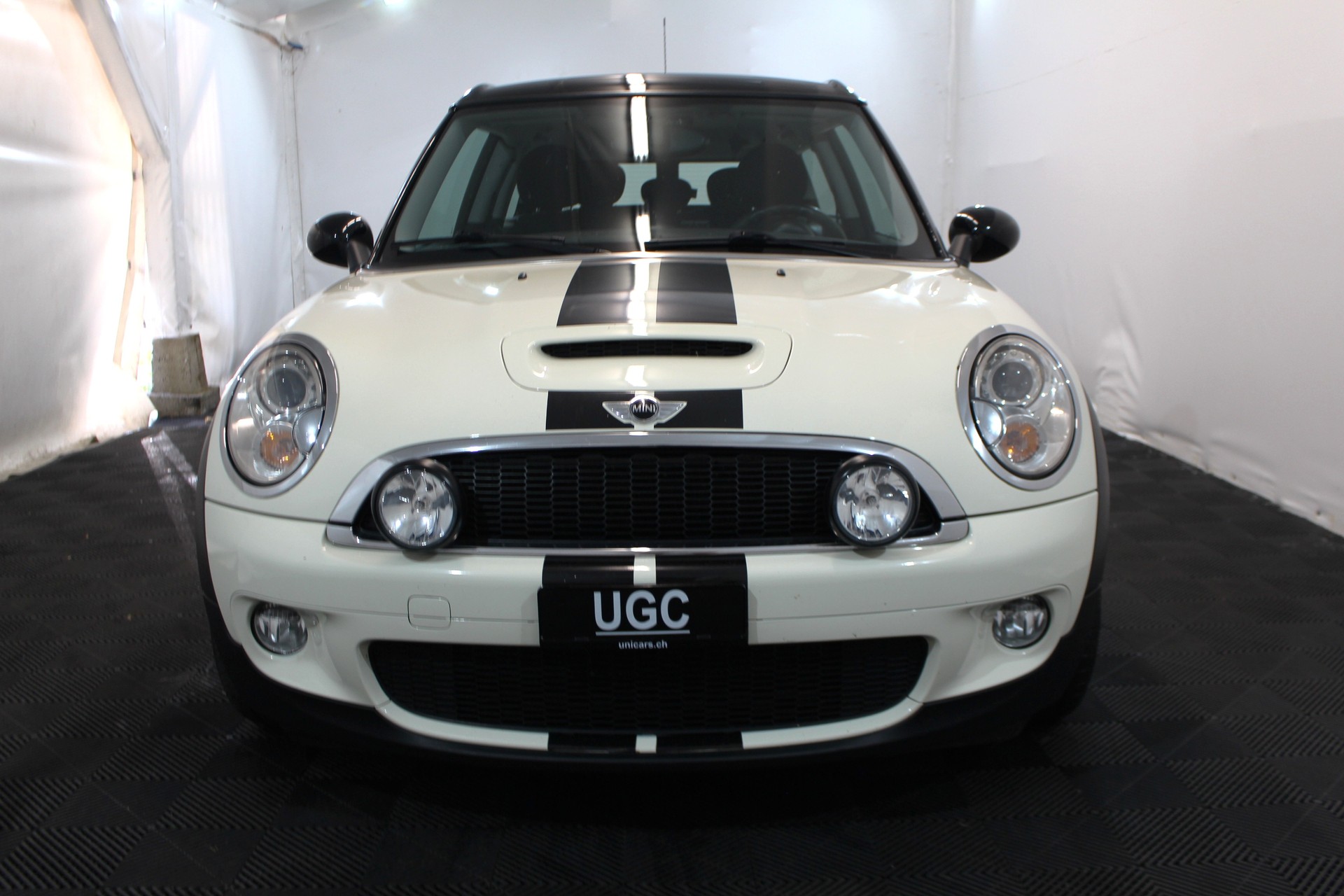 MINI Clubman R55 1.6i Cooper S-image-1