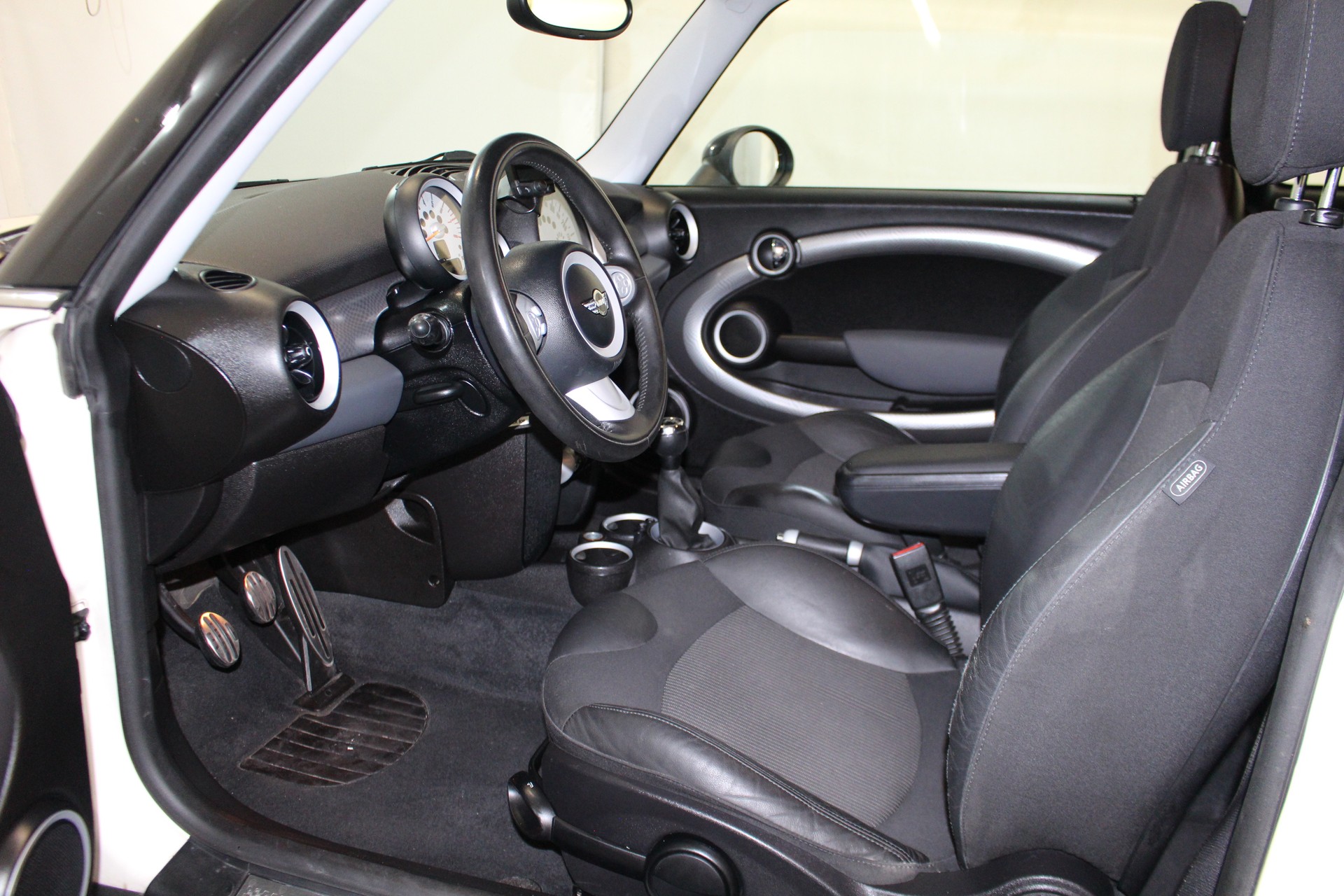 MINI Clubman R55 1.6i Cooper S-image-6