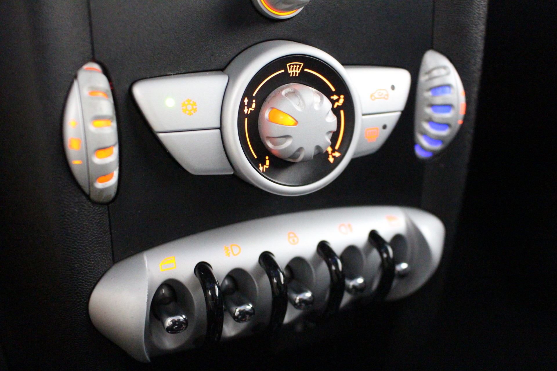 MINI Clubman R55 1.6i Cooper S-image-14