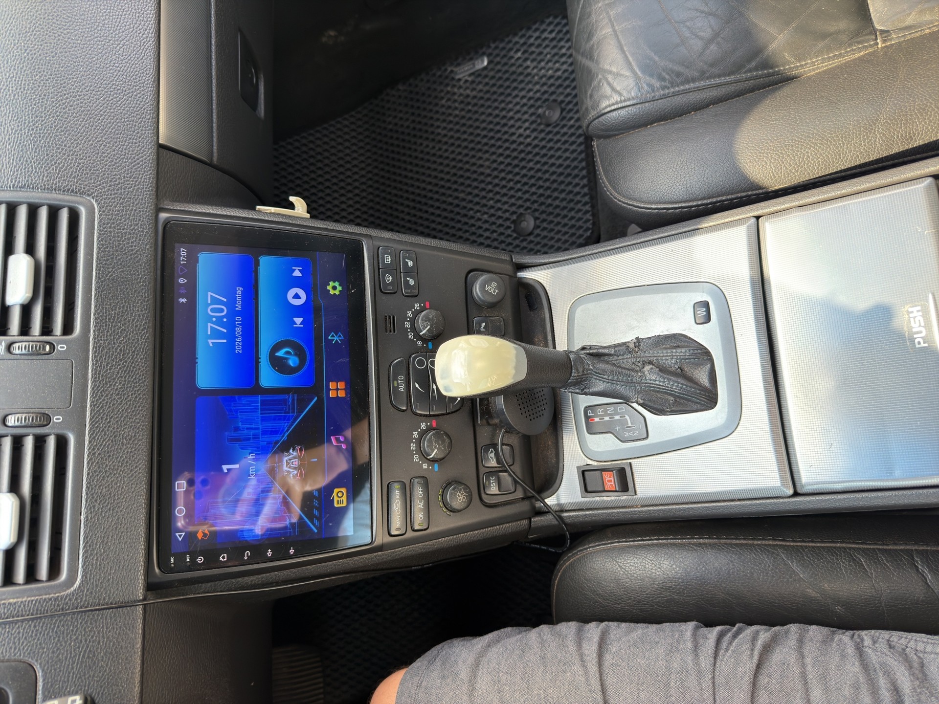 VOLVO XC90 2.5T AWD Geartronic-image-8