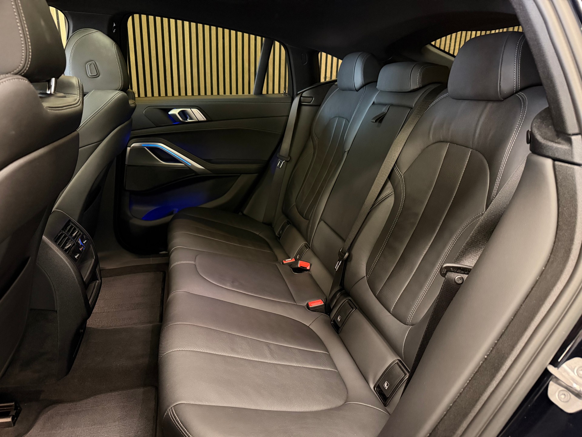 BMW X6 xDrive 48V 30d M Sport Steptronic-image-15