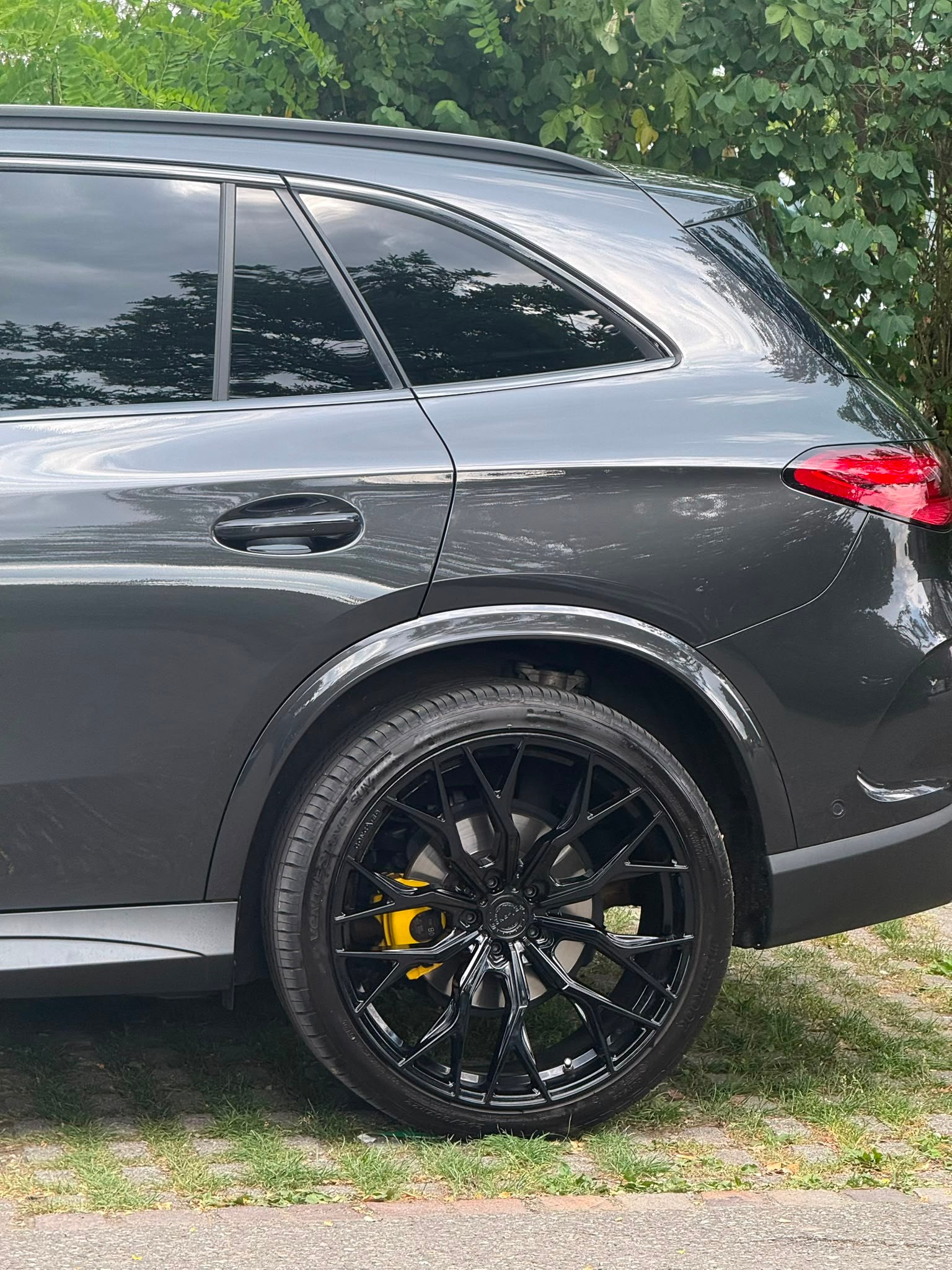 MERCEDES-BENZ GLC 200 4Matic 9G-Tronic Black-Edition-image-7