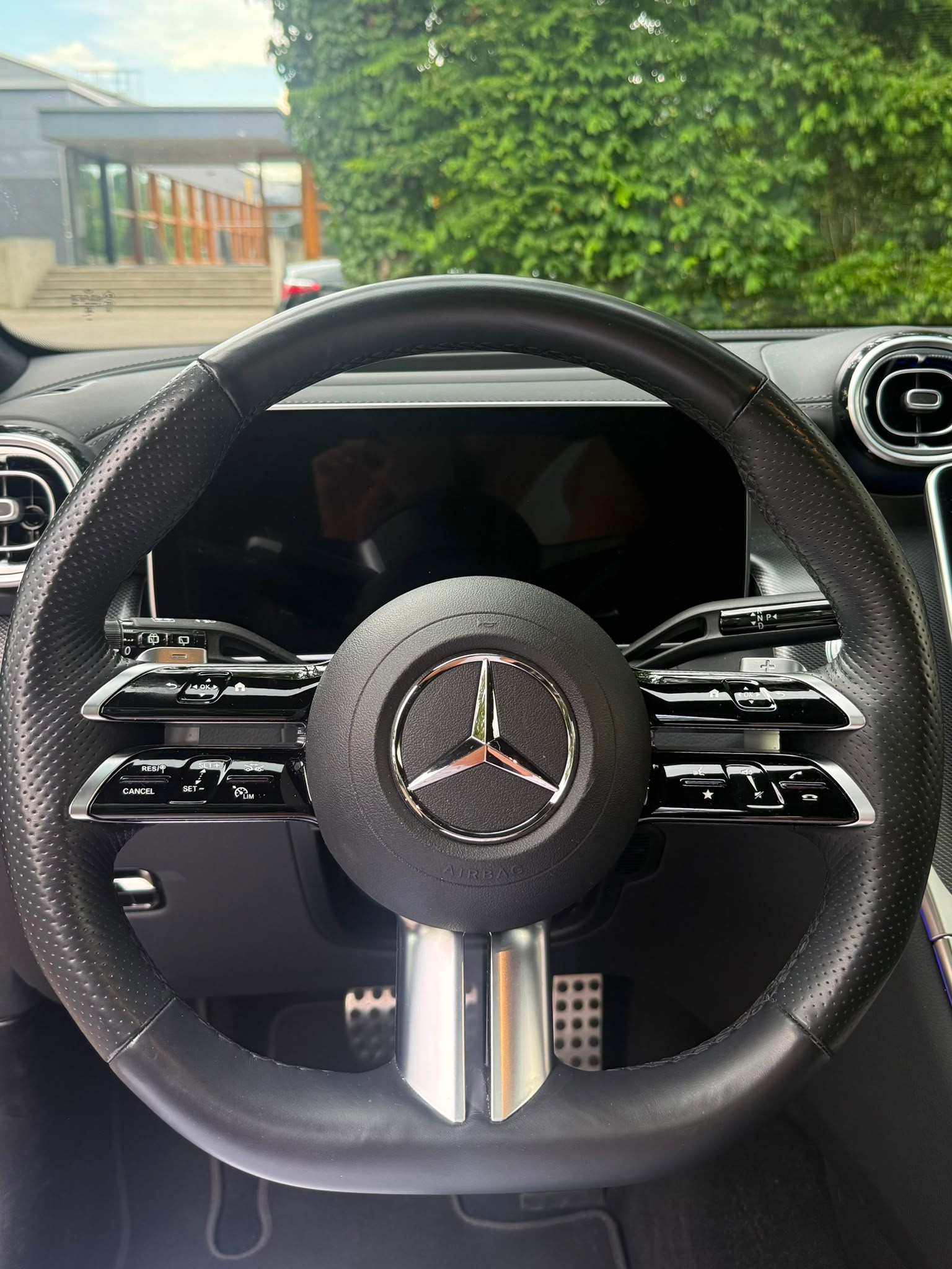MERCEDES-BENZ GLC 200 4Matic 9G-Tronic Black-Edition-image-11