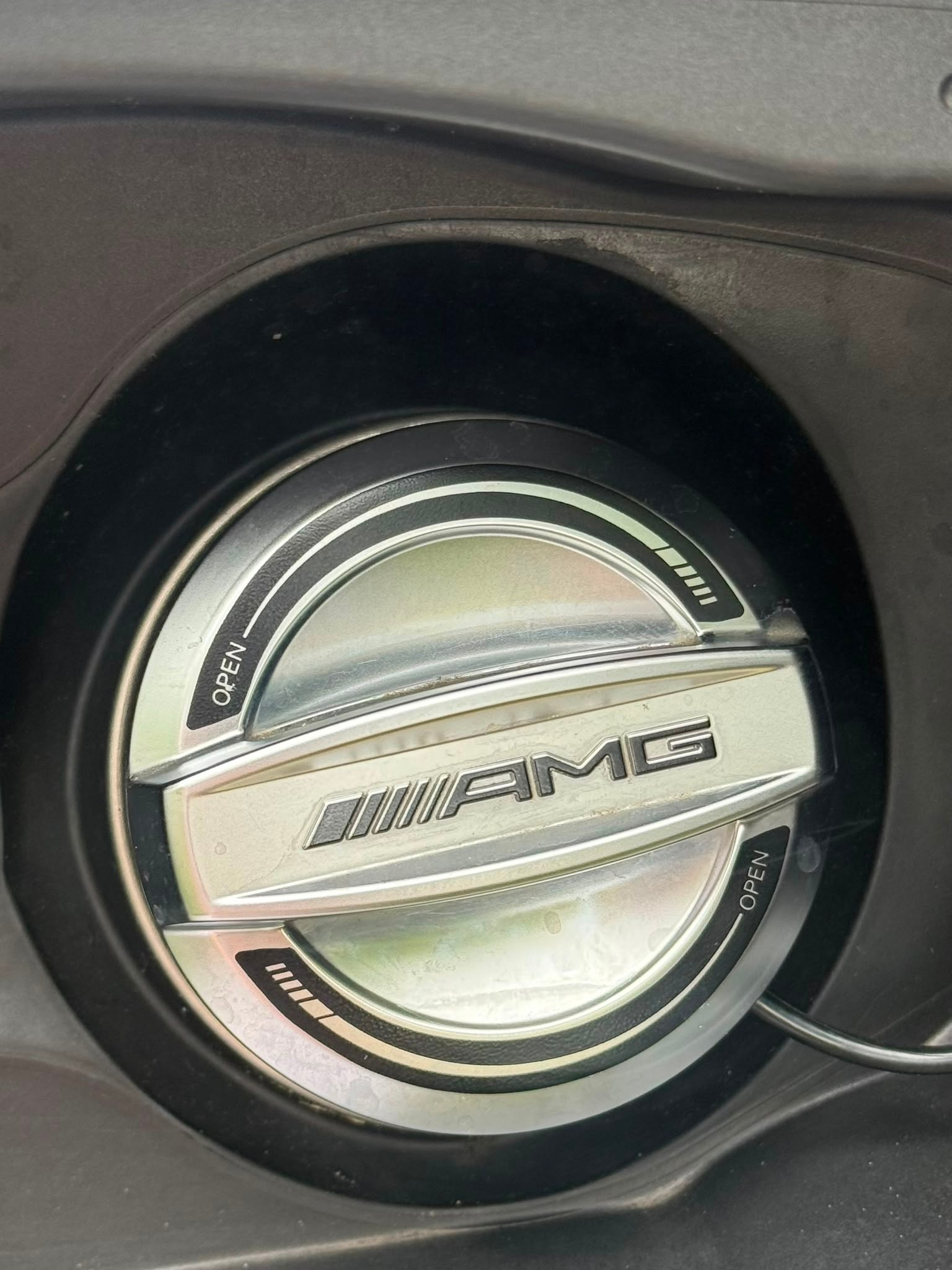 MERCEDES-BENZ GLC 200 4Matic 9G-Tronic Black-Edition-image-15
