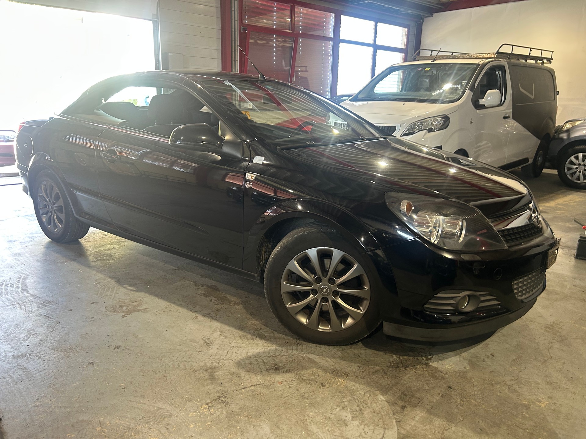 OPEL ASTRA-image-0