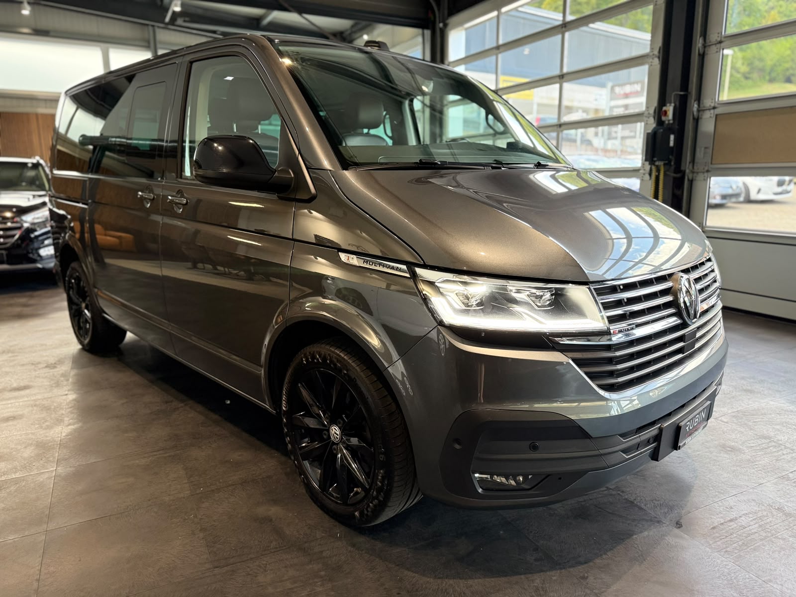 VW T6.1 Multivan 2.0 Bi-TDI Highline Edit. 4Mot. DSG-image-8