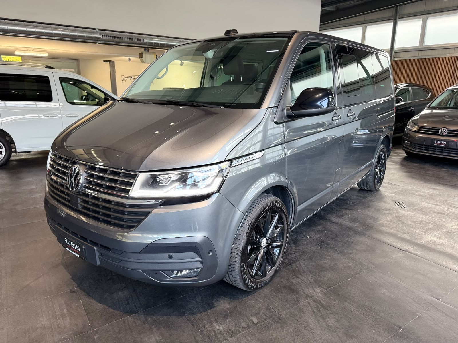 VW T6.1 Multivan 2.0 Bi-TDI Highline Edit. 4Mot. DSG-image-0