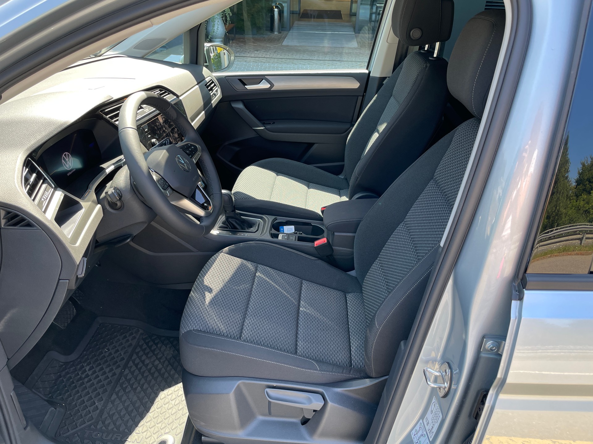 VW Touran 1.5 TSI EVO Comfortline DSG - 7 Sitzer, AHK-image-15