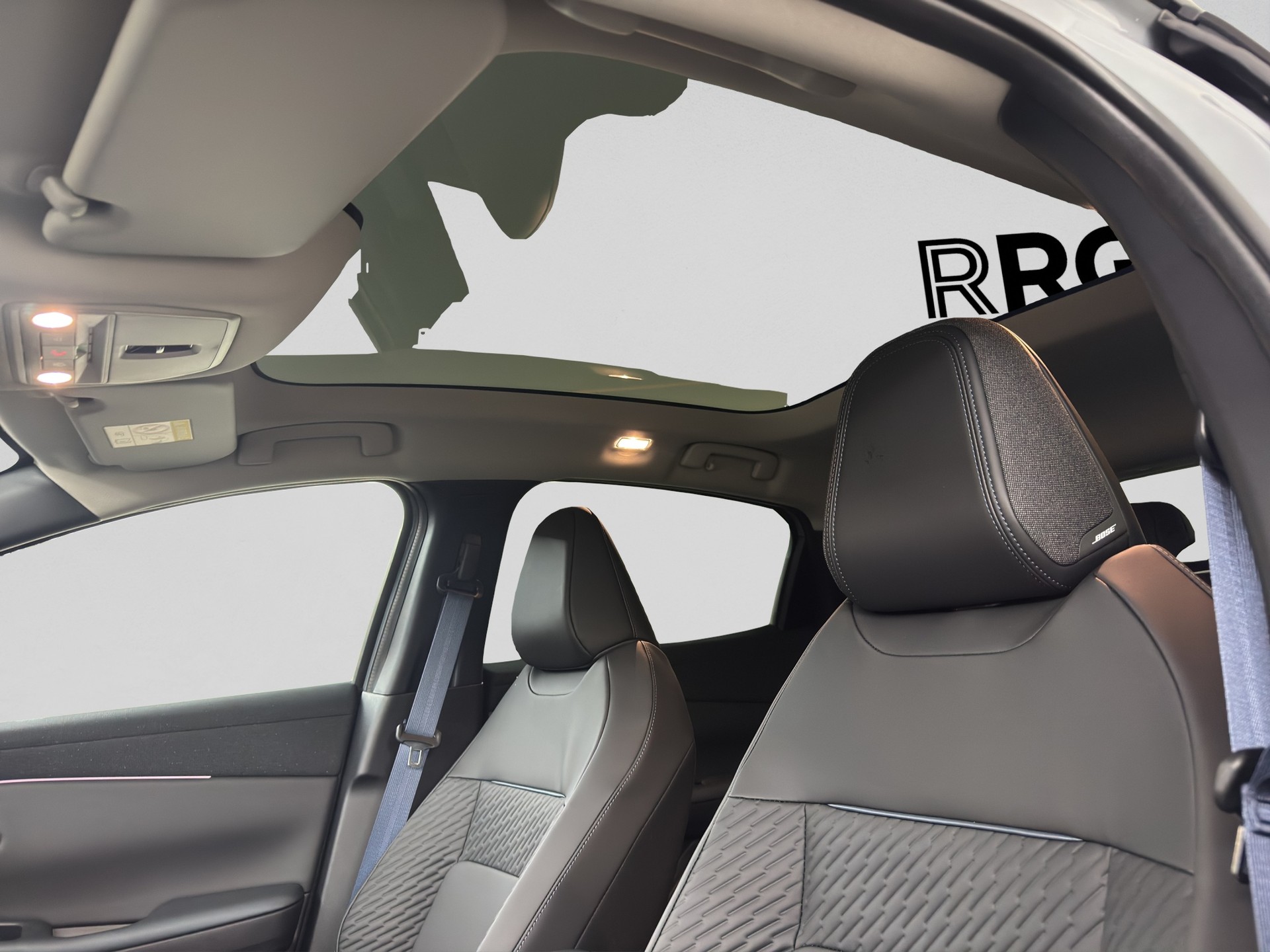 NISSAN Leaf 75 kWh Evolve-image-11