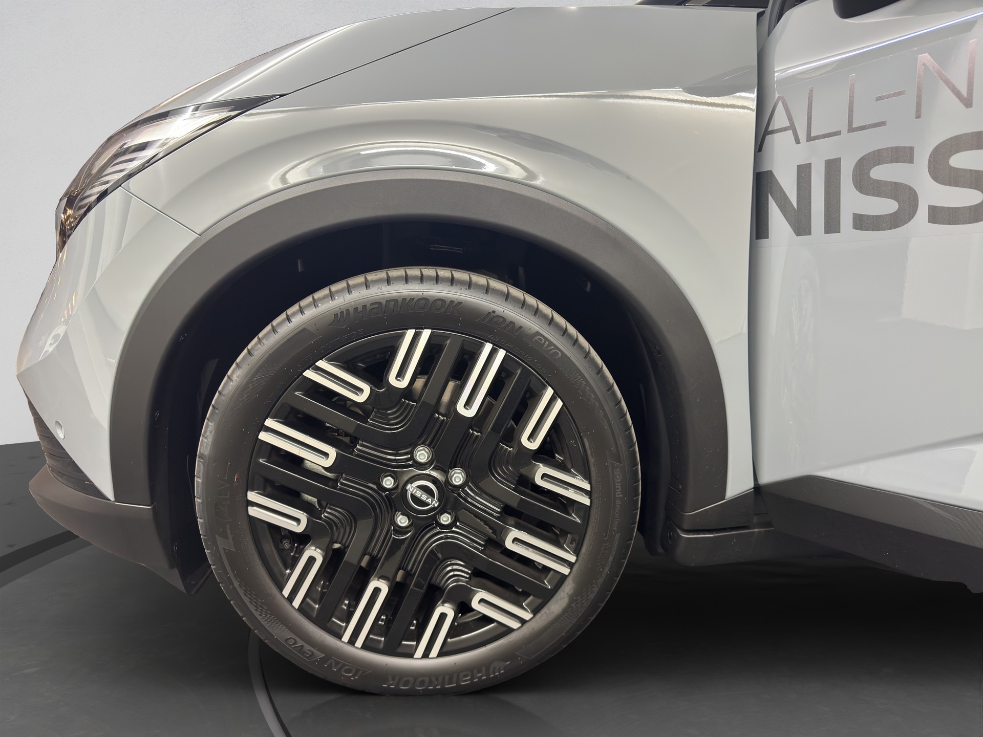 NISSAN Leaf 75 kWh Evolve-image-12