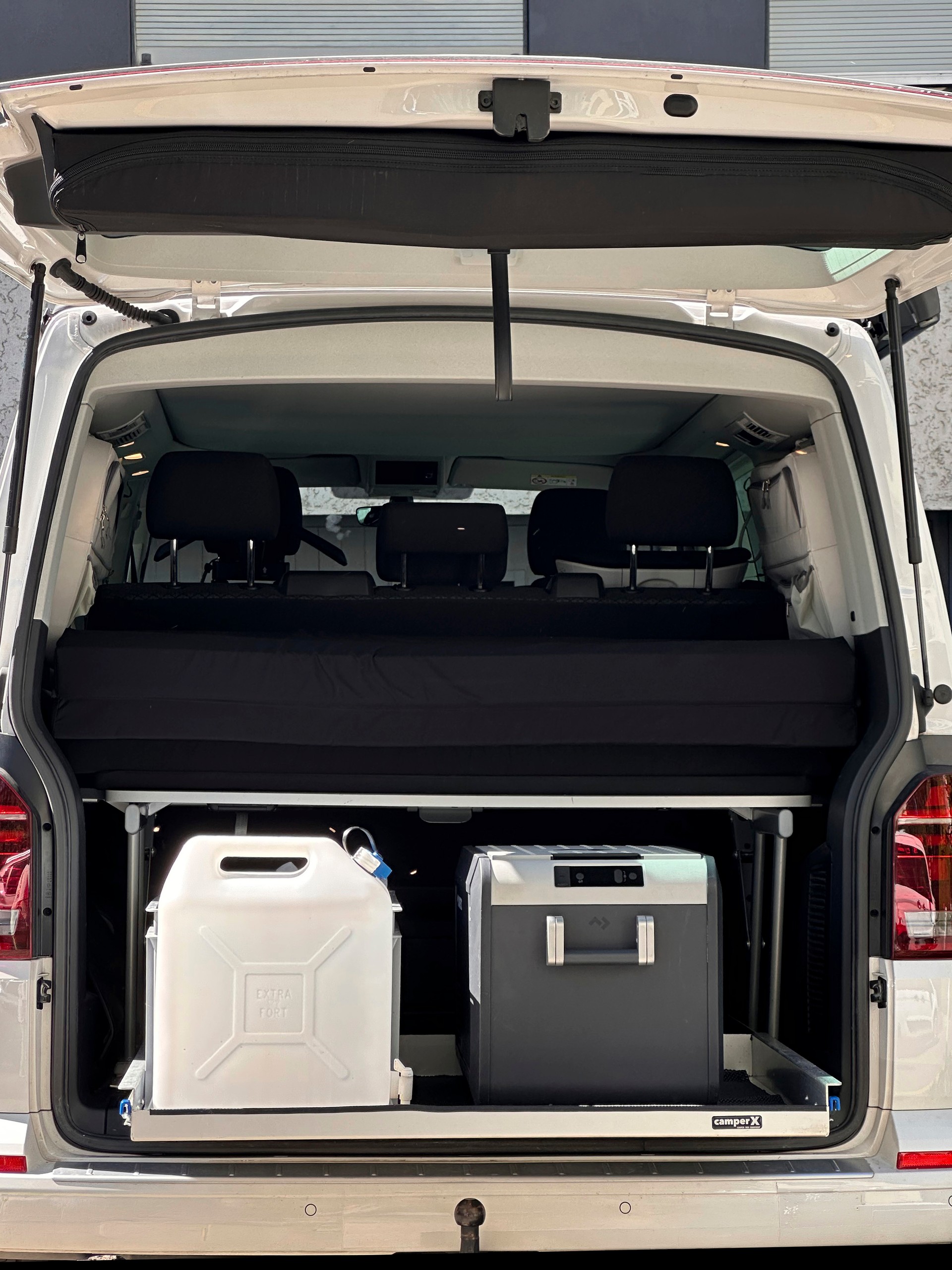 VW T6.1 California Beach Edition Spirit DSG - Miniküche-image-6