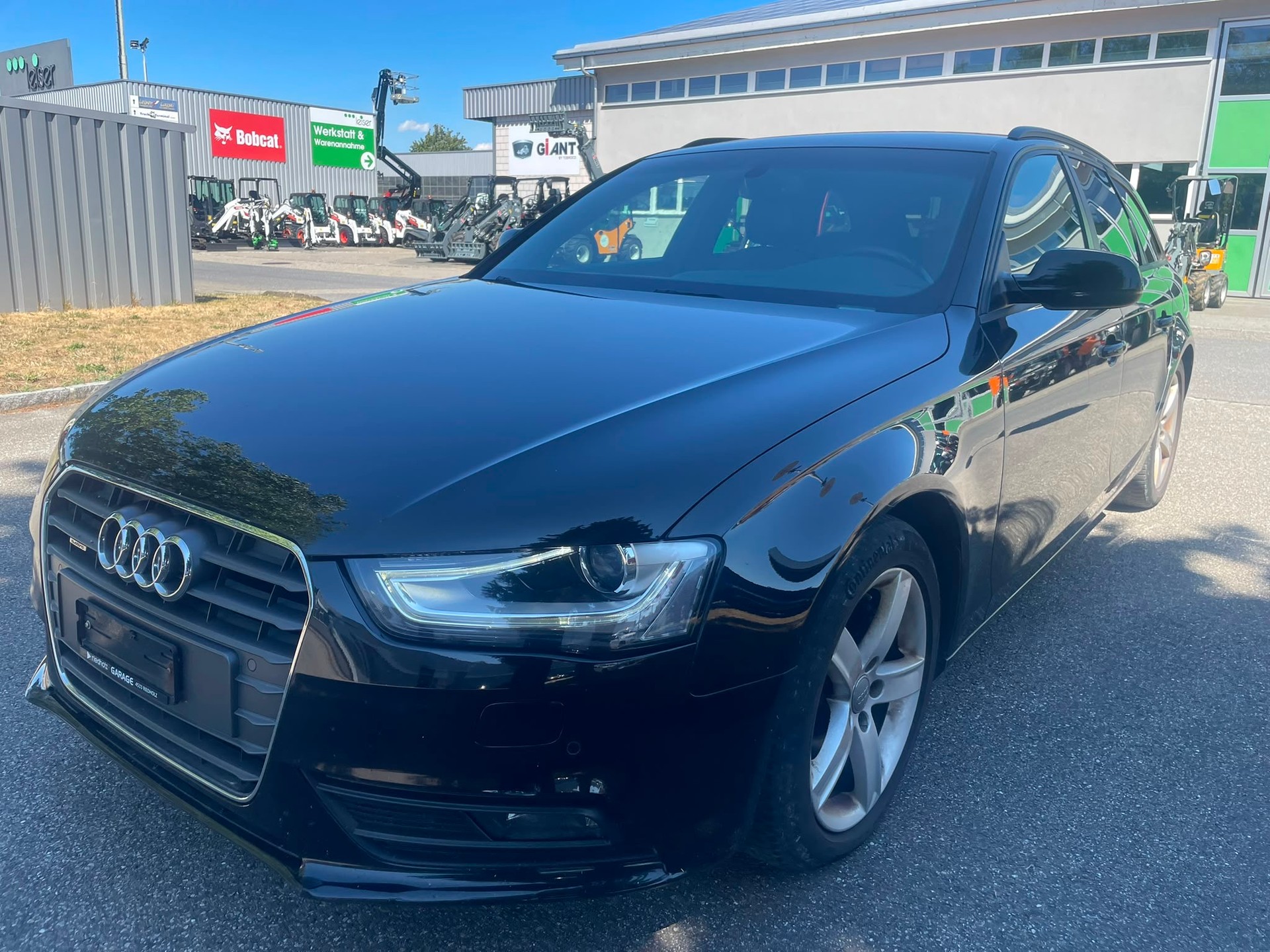 AUDI A4 Avant 1.8 TFSI quattro-image-0