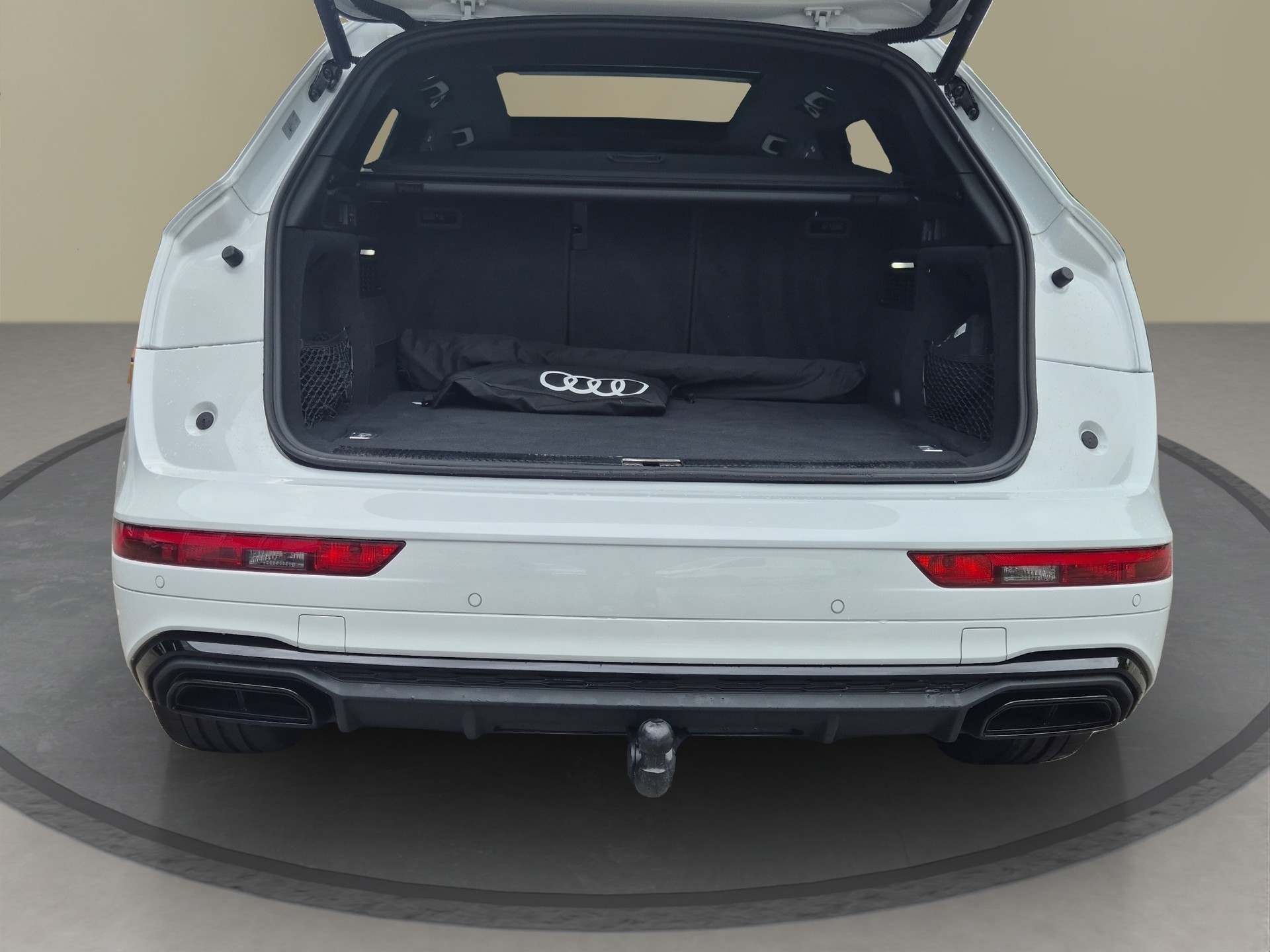 AUDI Q5 55 TFSI e PHEV S line quattro S-tronic-image-23