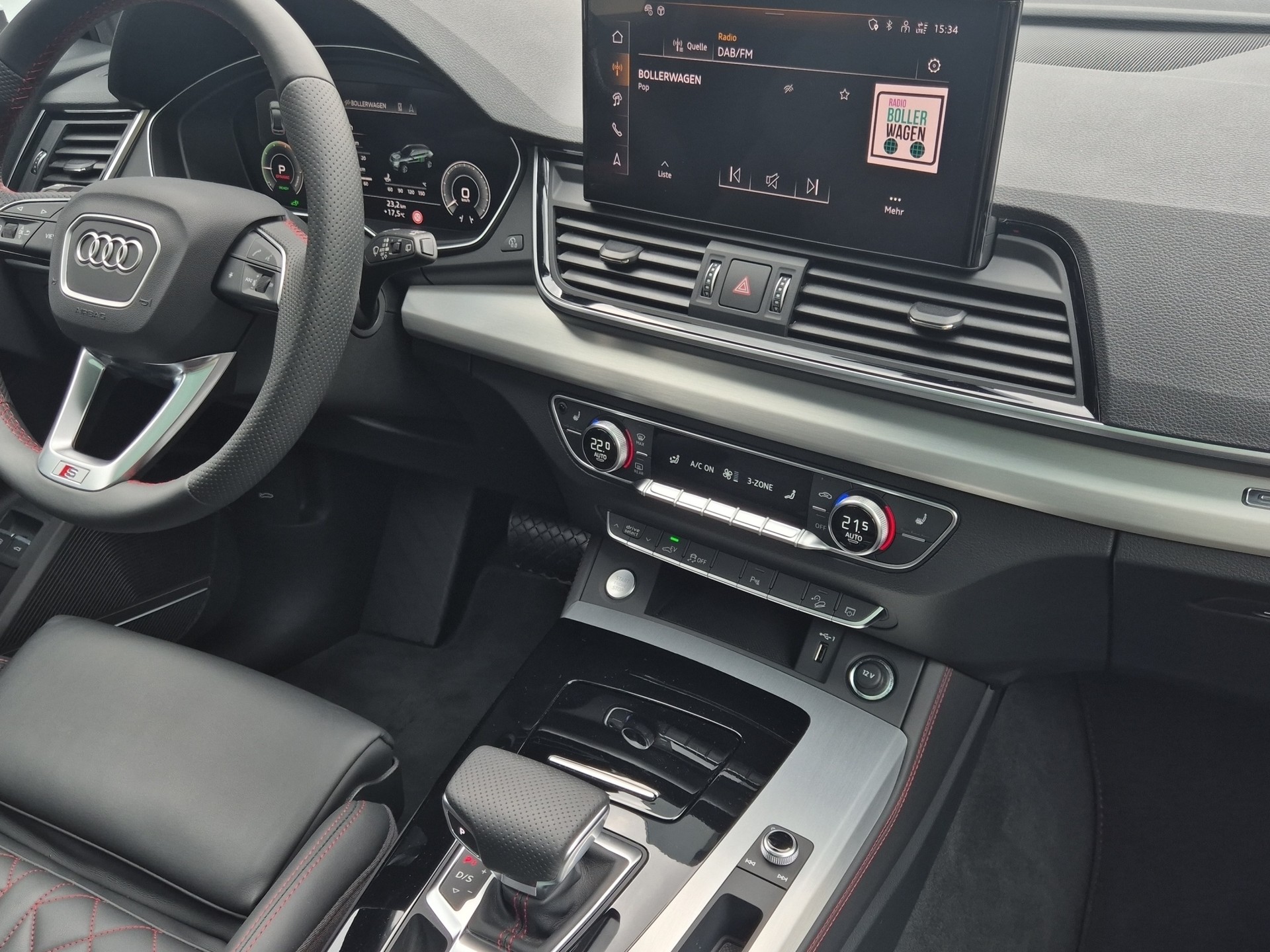 AUDI Q5 55 TFSI e PHEV S line quattro S-tronic-image-17